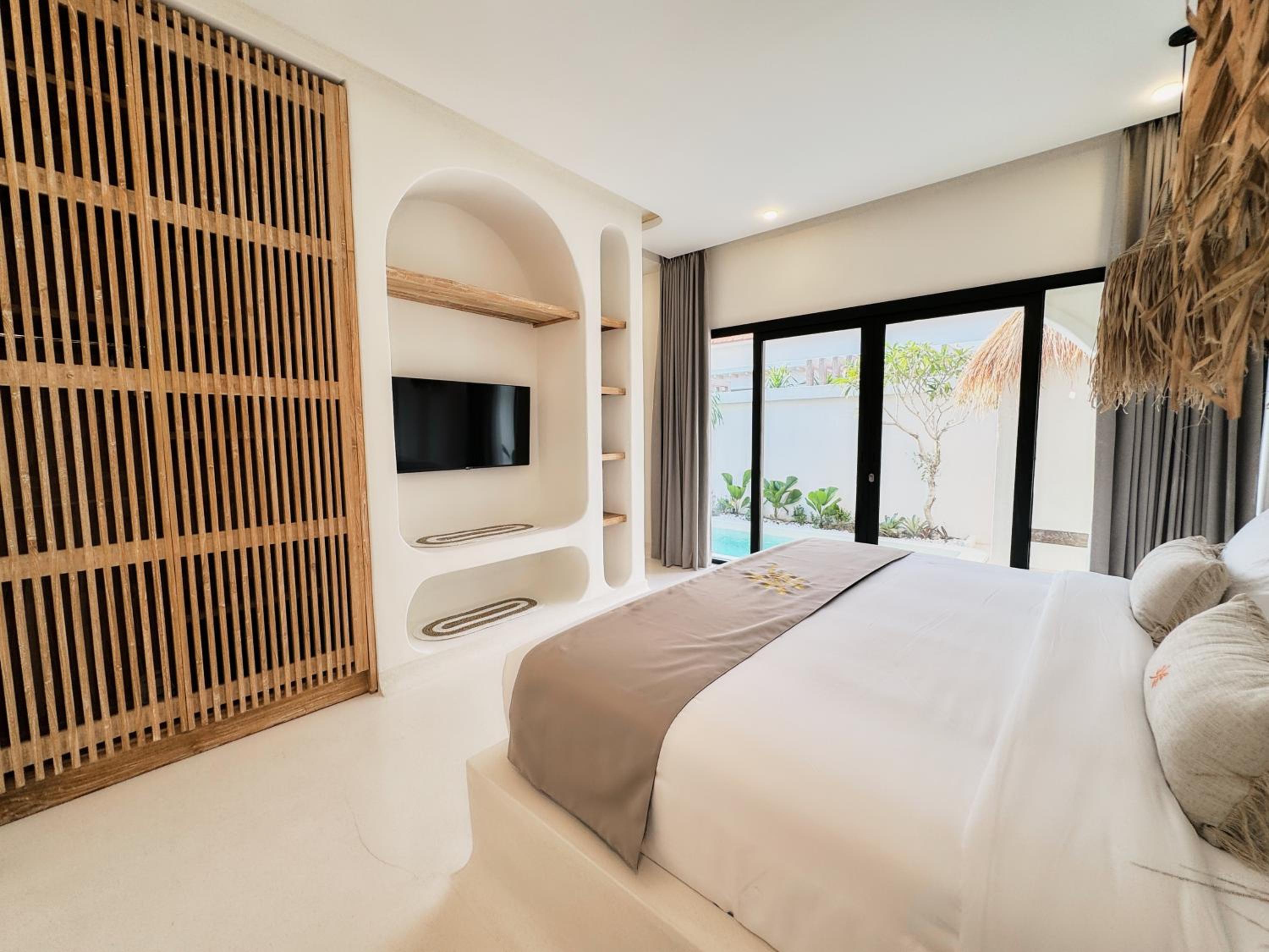 One-Bedroom Villa - Photo 24