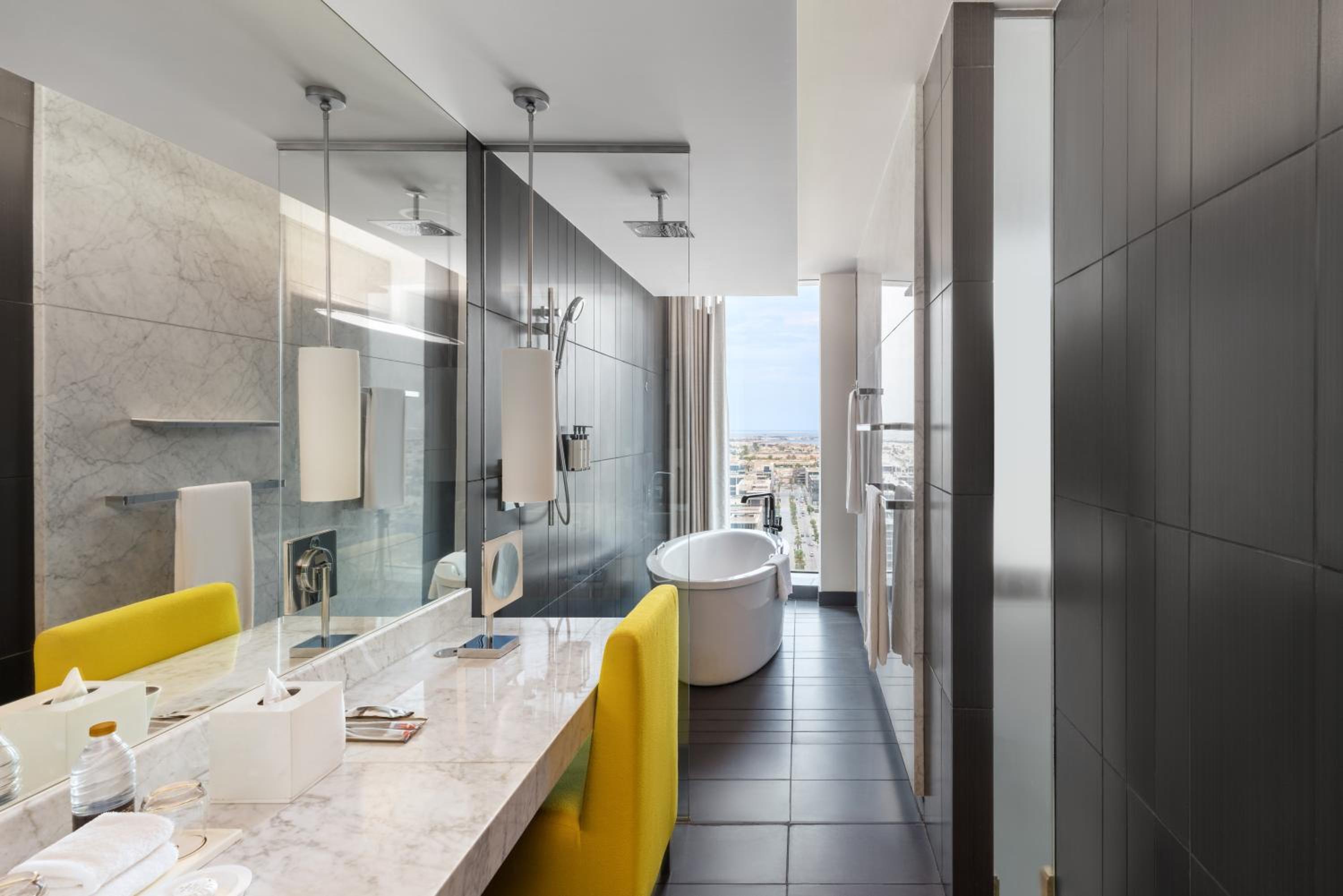 Luxury Twin Room - Photo 3