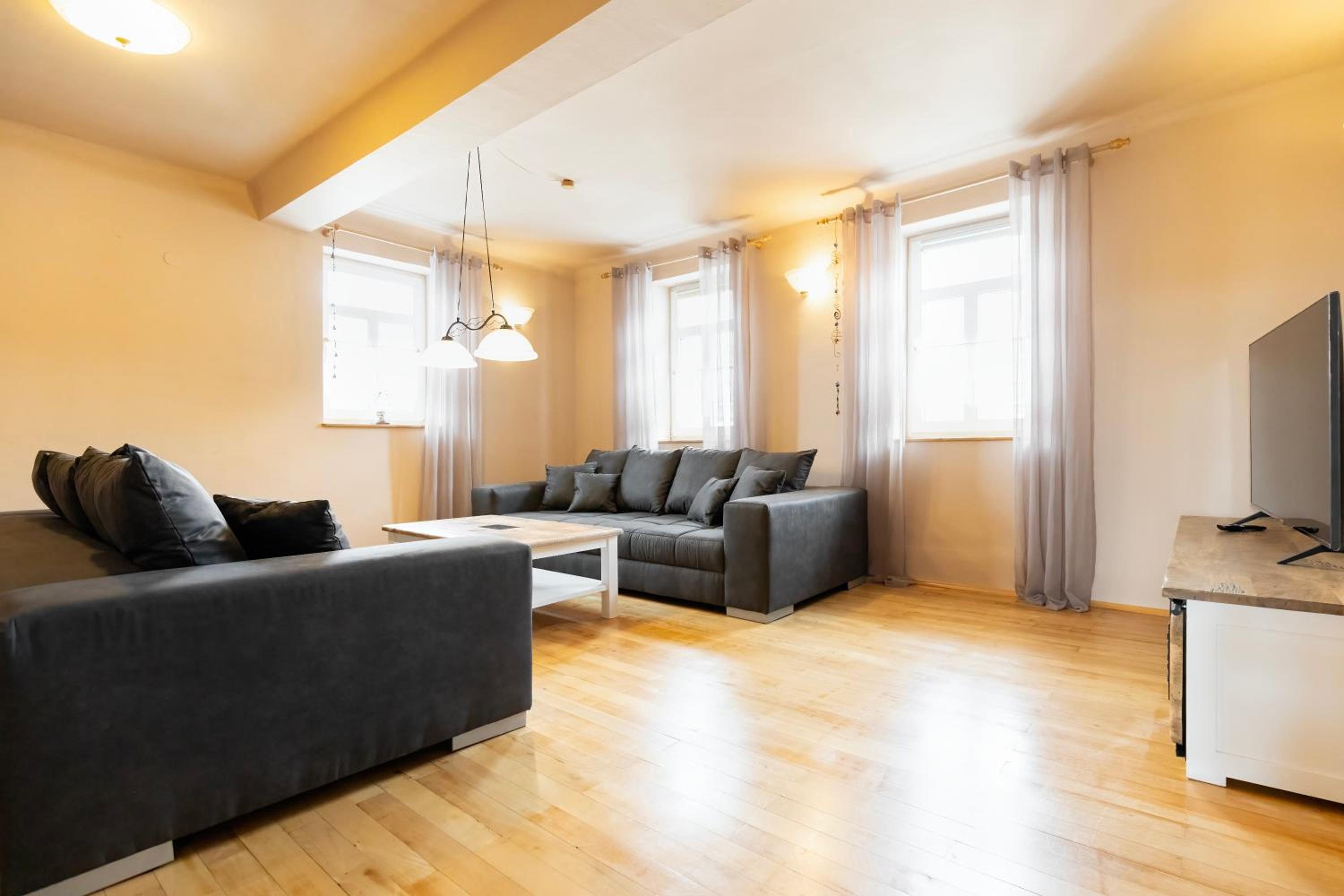 Four-Bedroom House photo 1