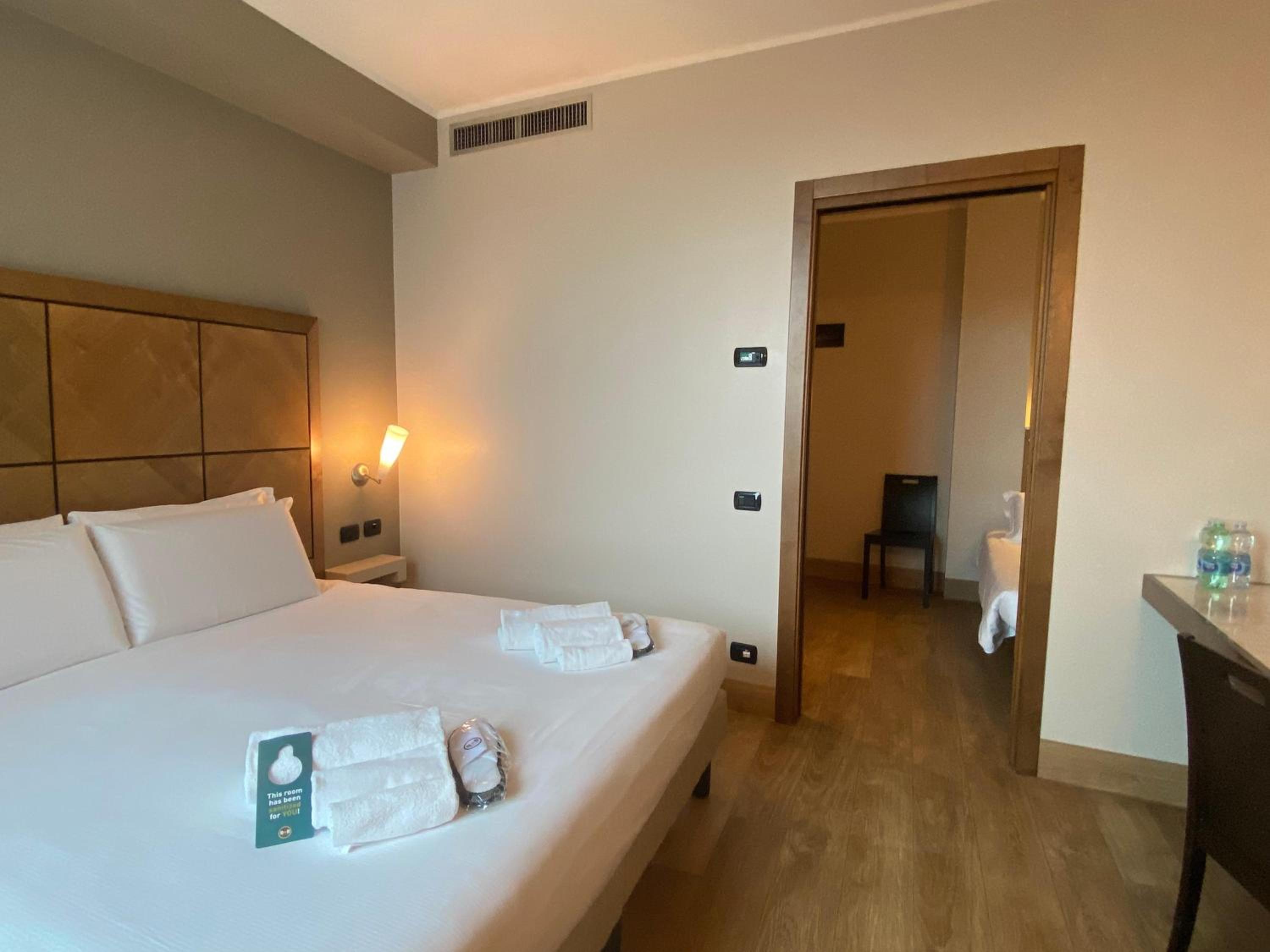 Superior Double Room photo 1