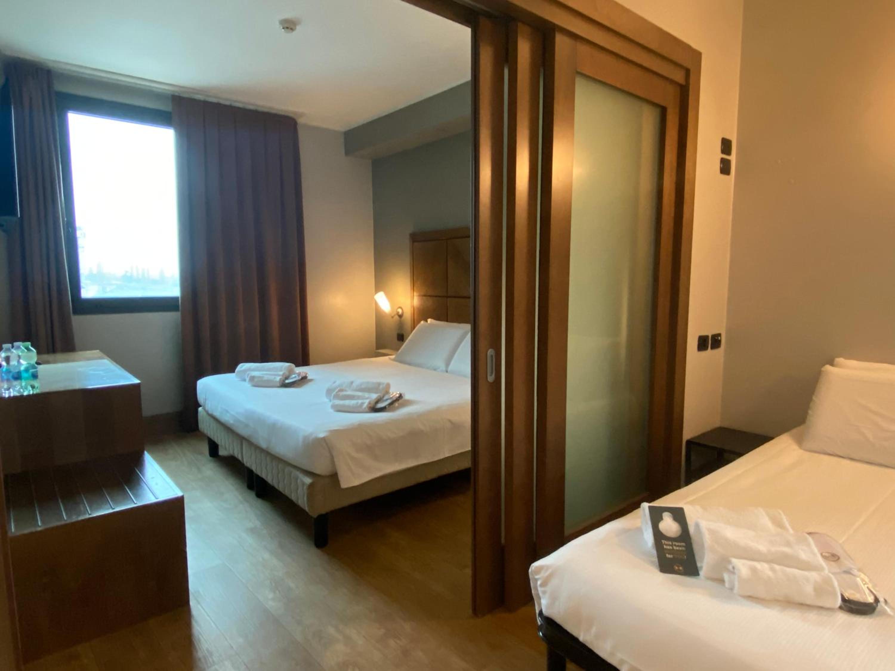 Superior Triple Room - Photo 4