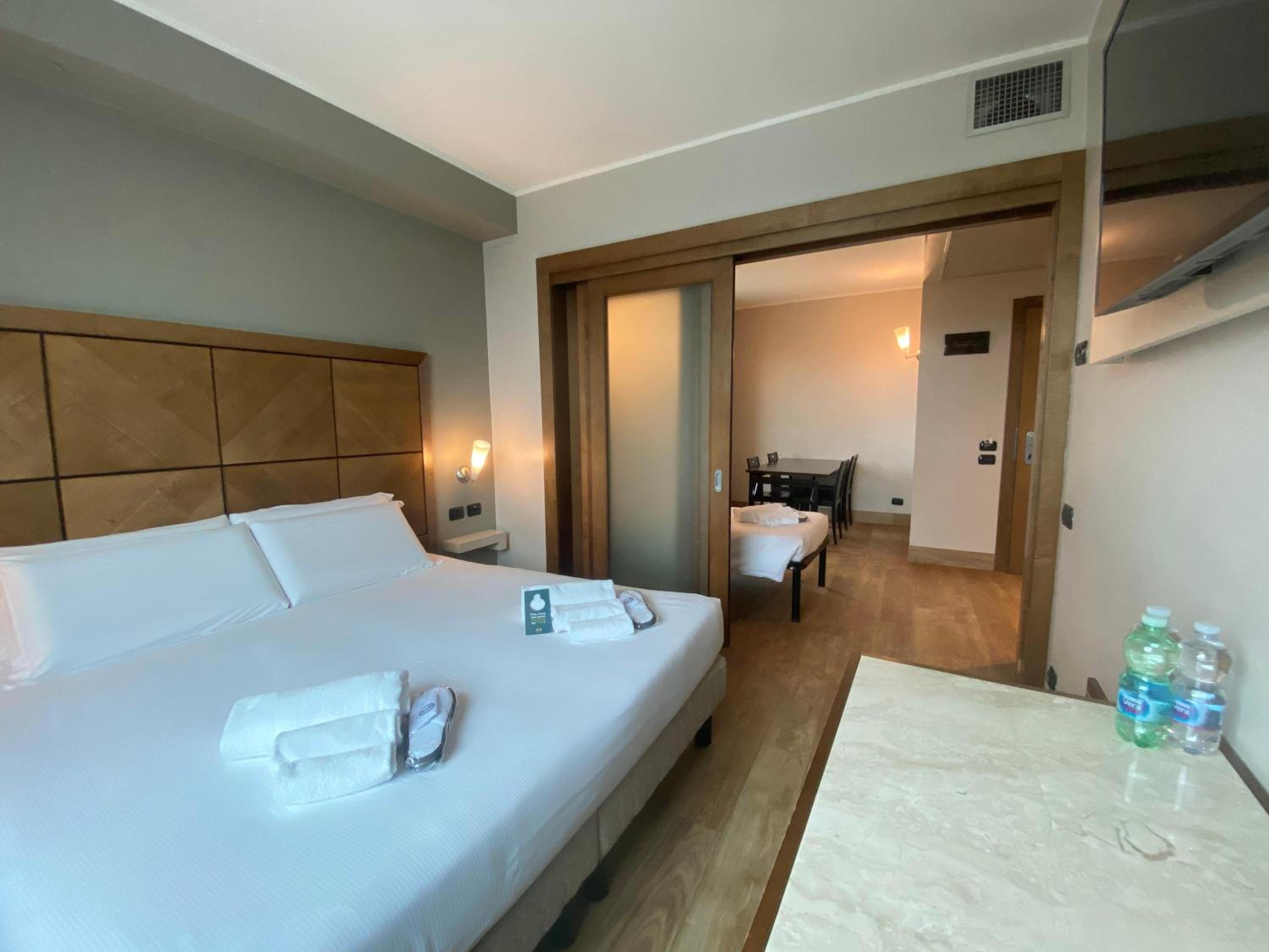 Superior Double Room photo 2