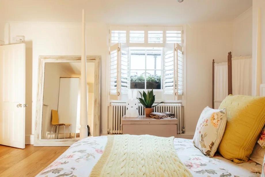 One-Bedroom Apartment - Photo 12