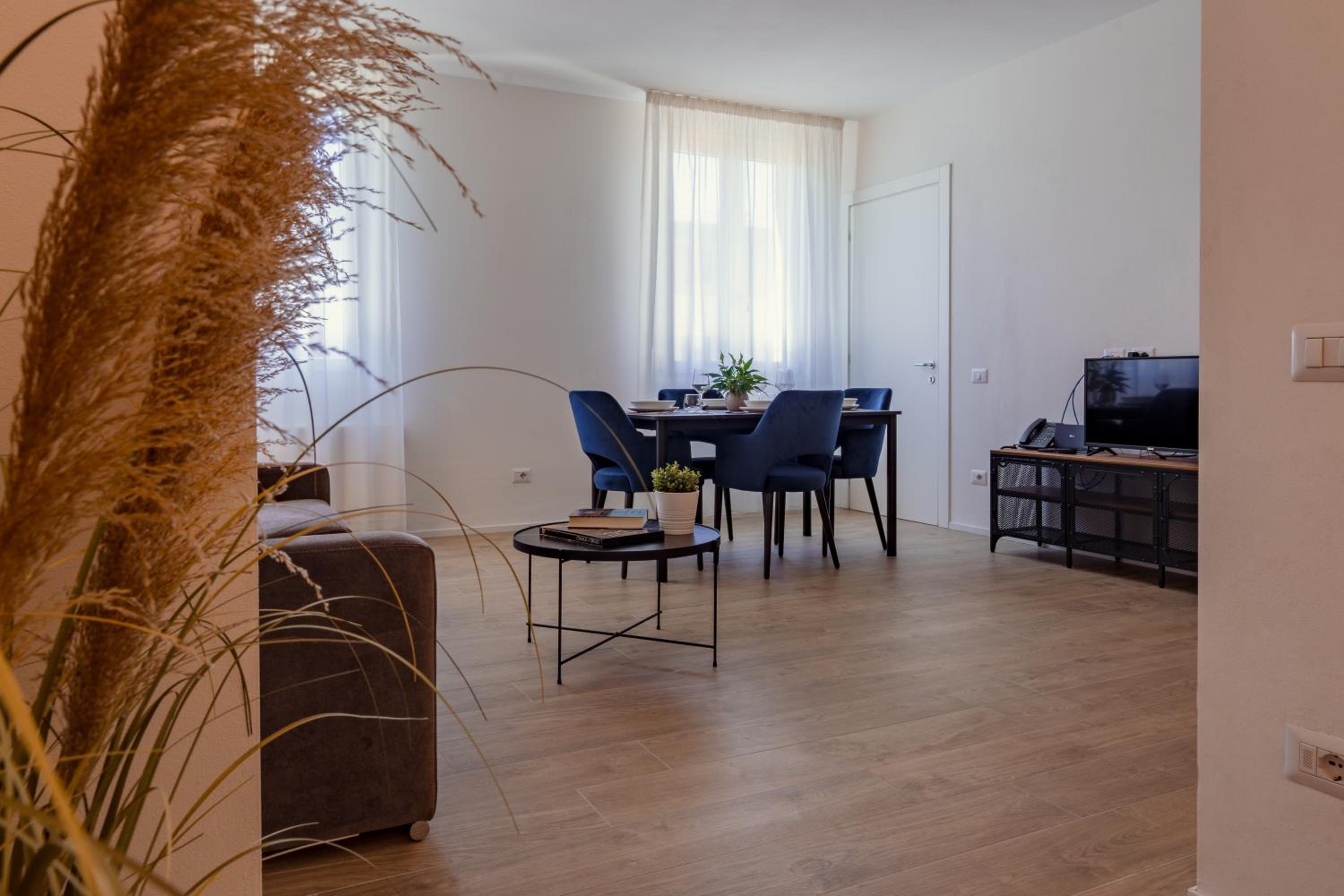 One-Bedroom Standard Apartment