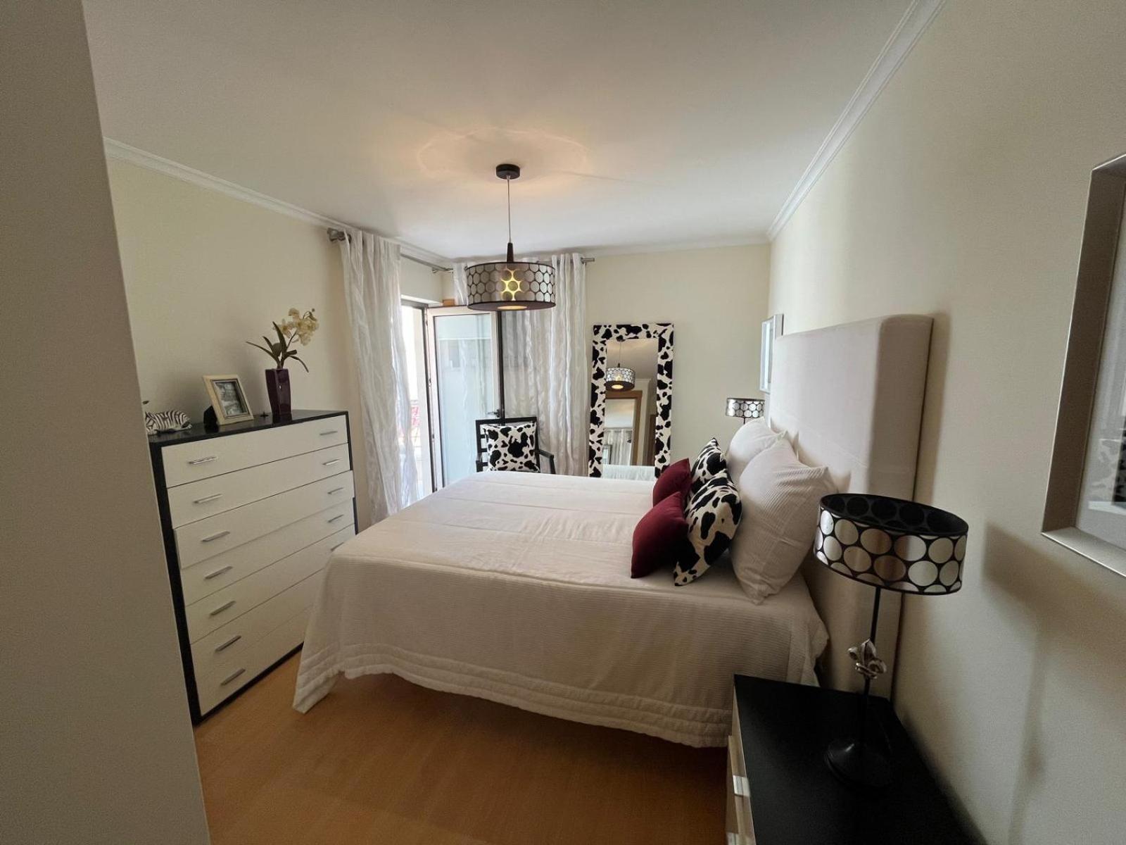 Three-Bedroom Apartment photo 1