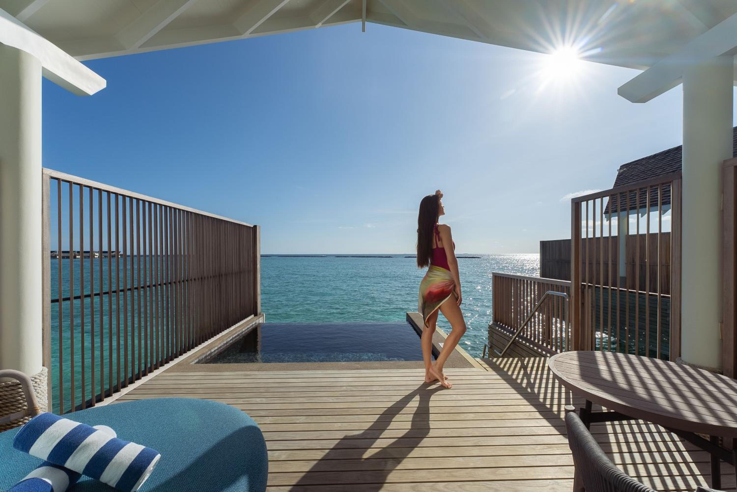 Water Villa with Pool photo 2