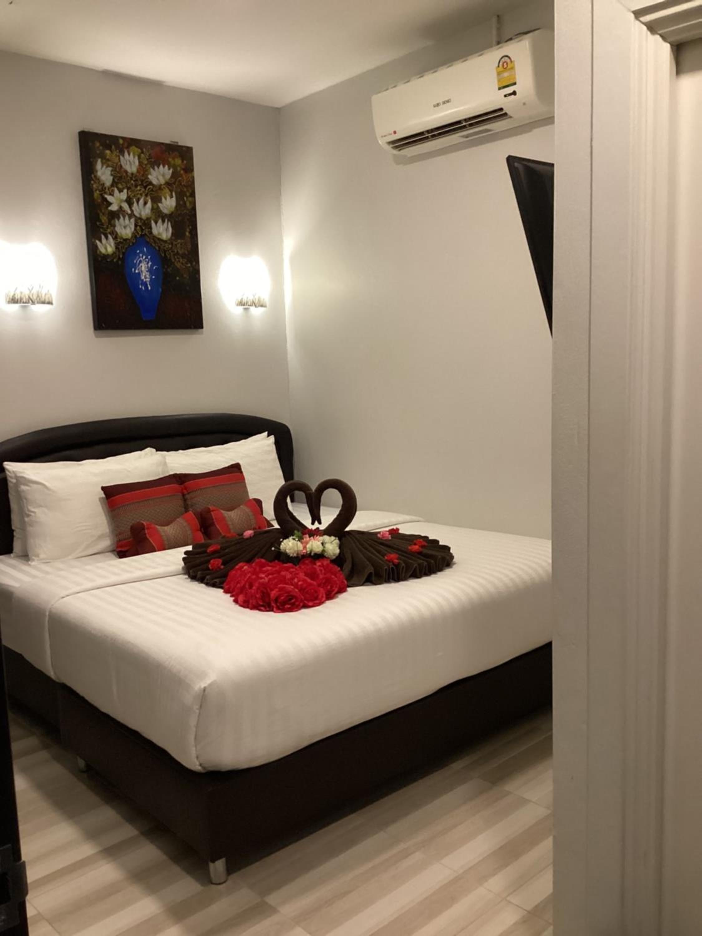 Double Room with Private Bathroom photo 3