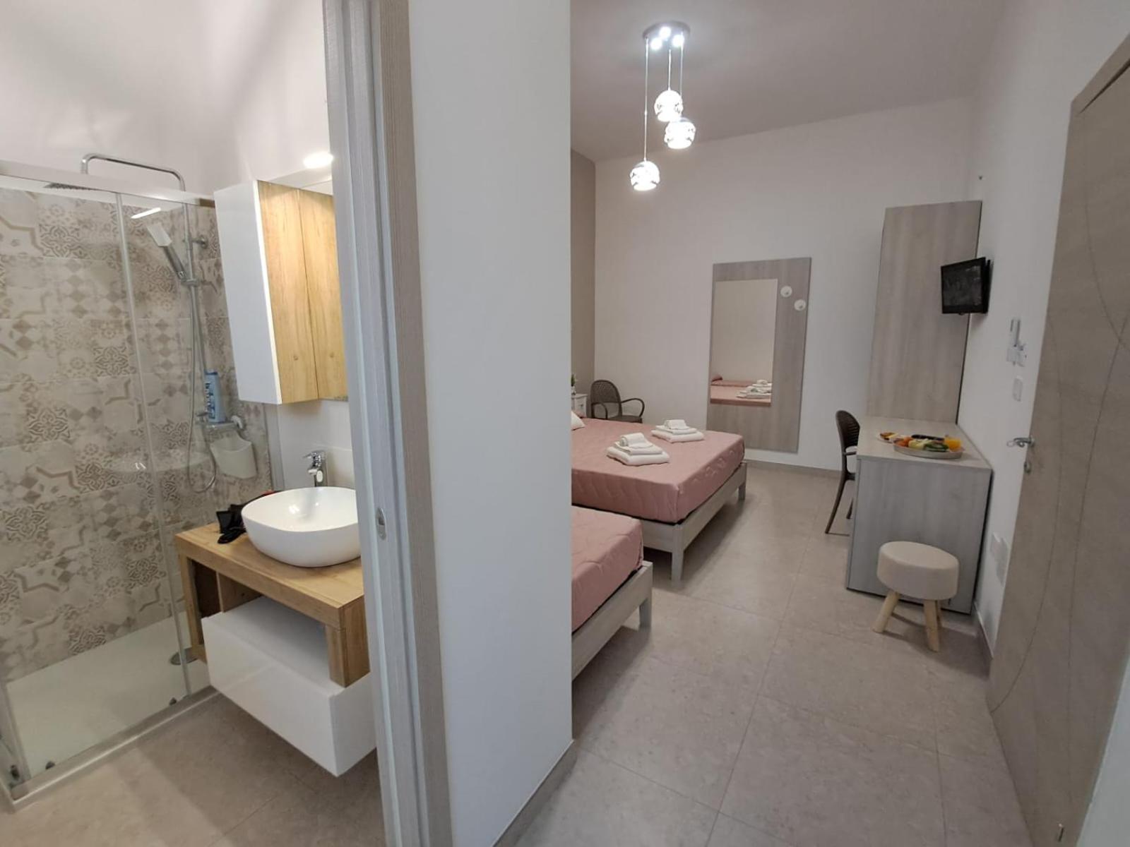 Comfort Triple Room