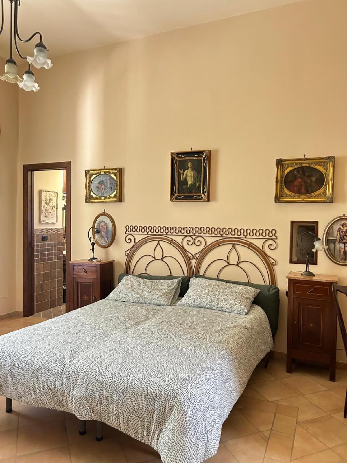 Triple Room with Private Bathroom photo 1