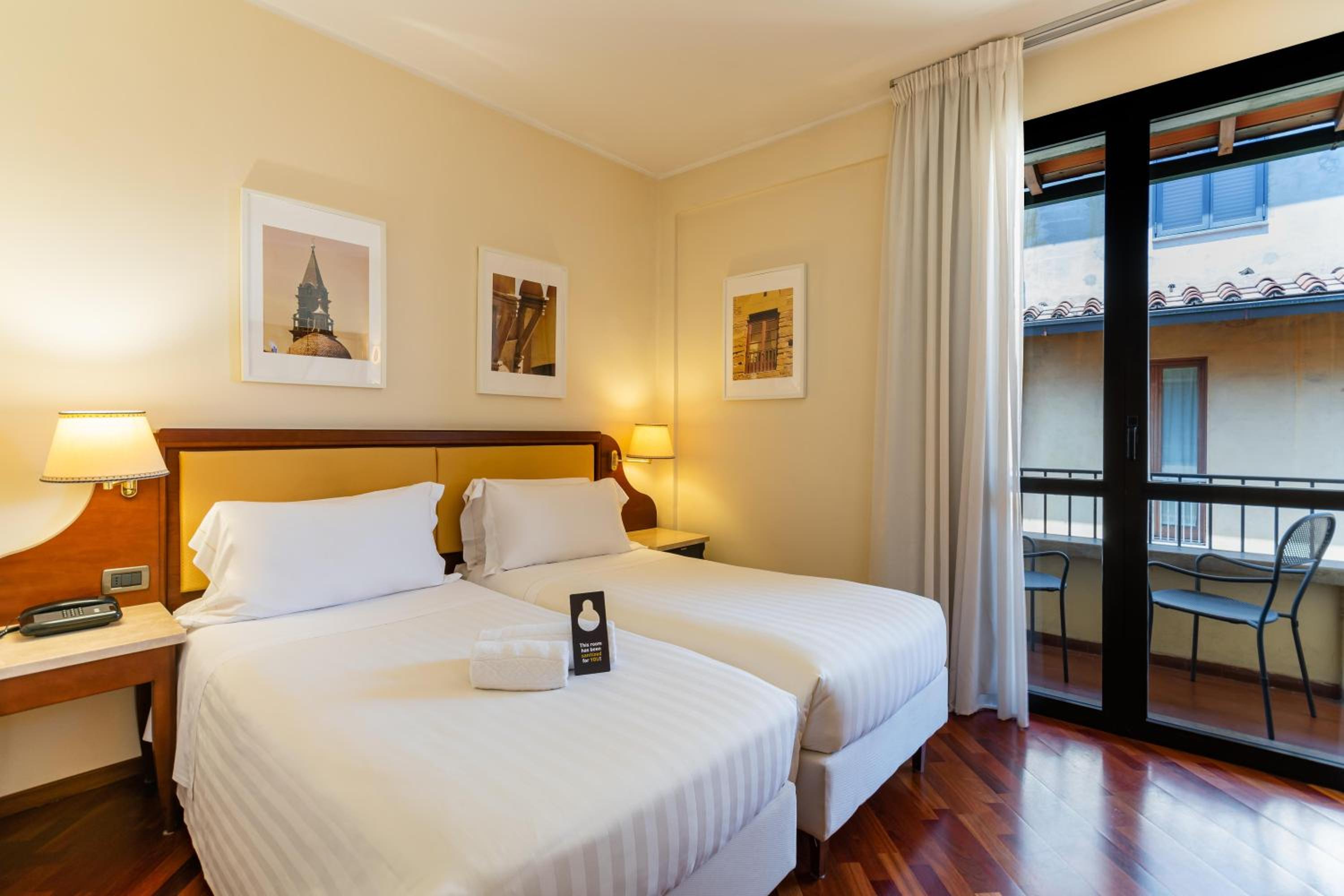 Double Room with City View photo 3