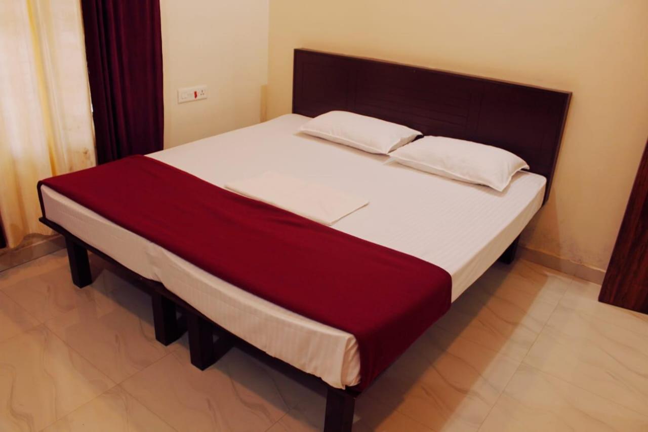Three-Bedroom Villa photo 1