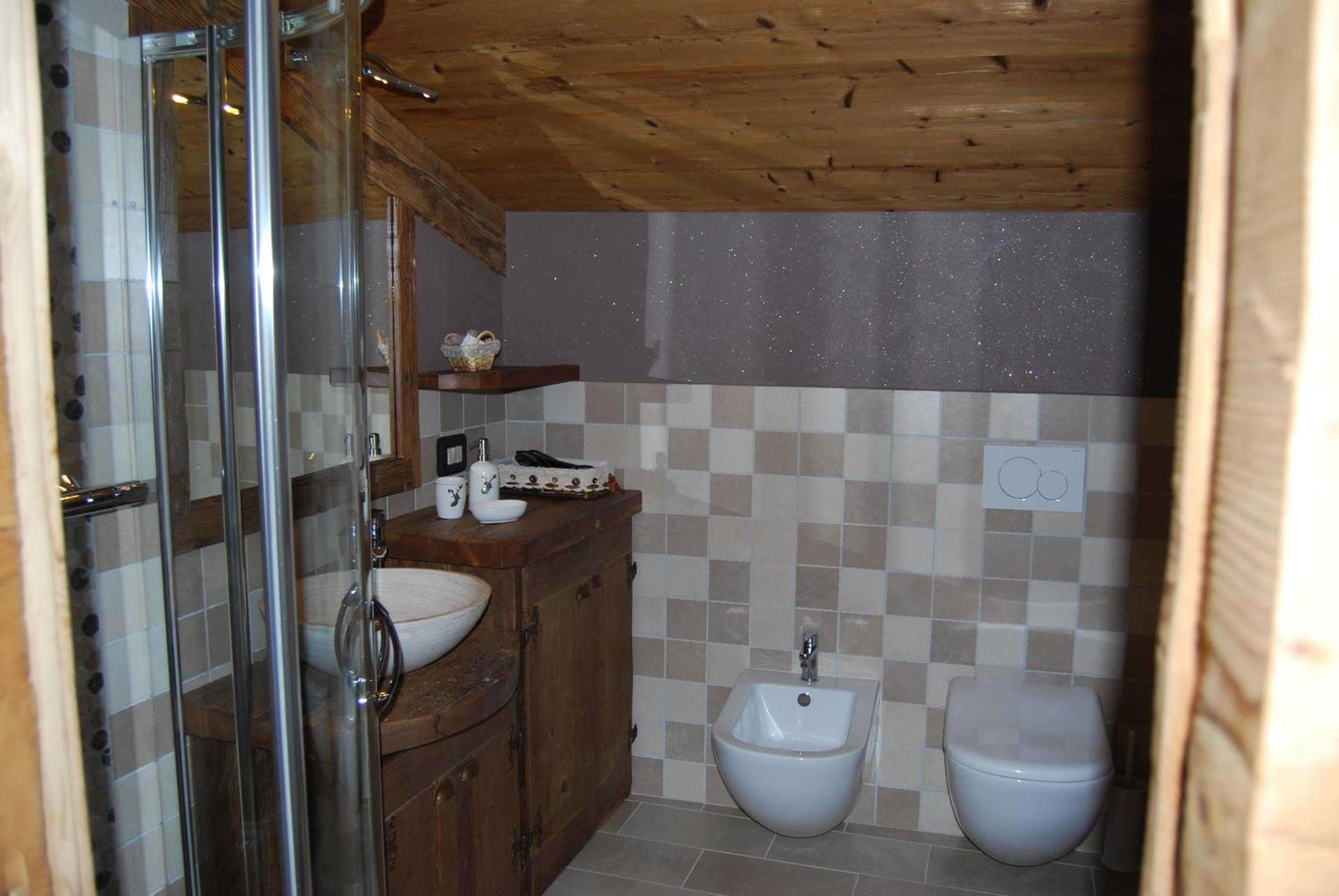 Two-Bedroom Deluxe Apartment with Garden View photo 2