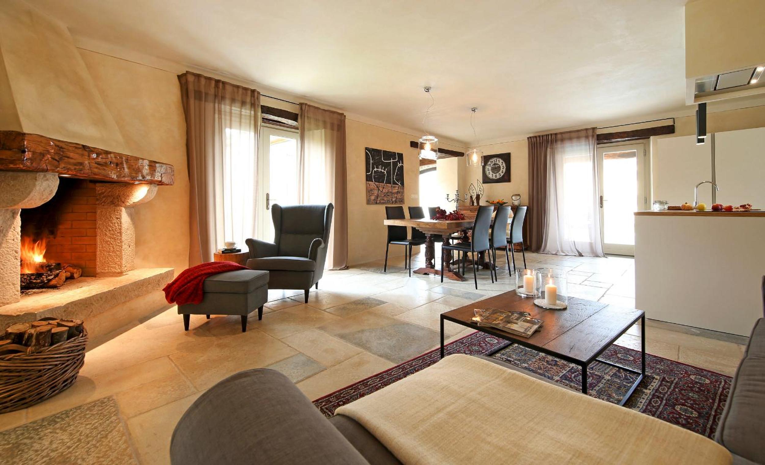 Villa photo 1