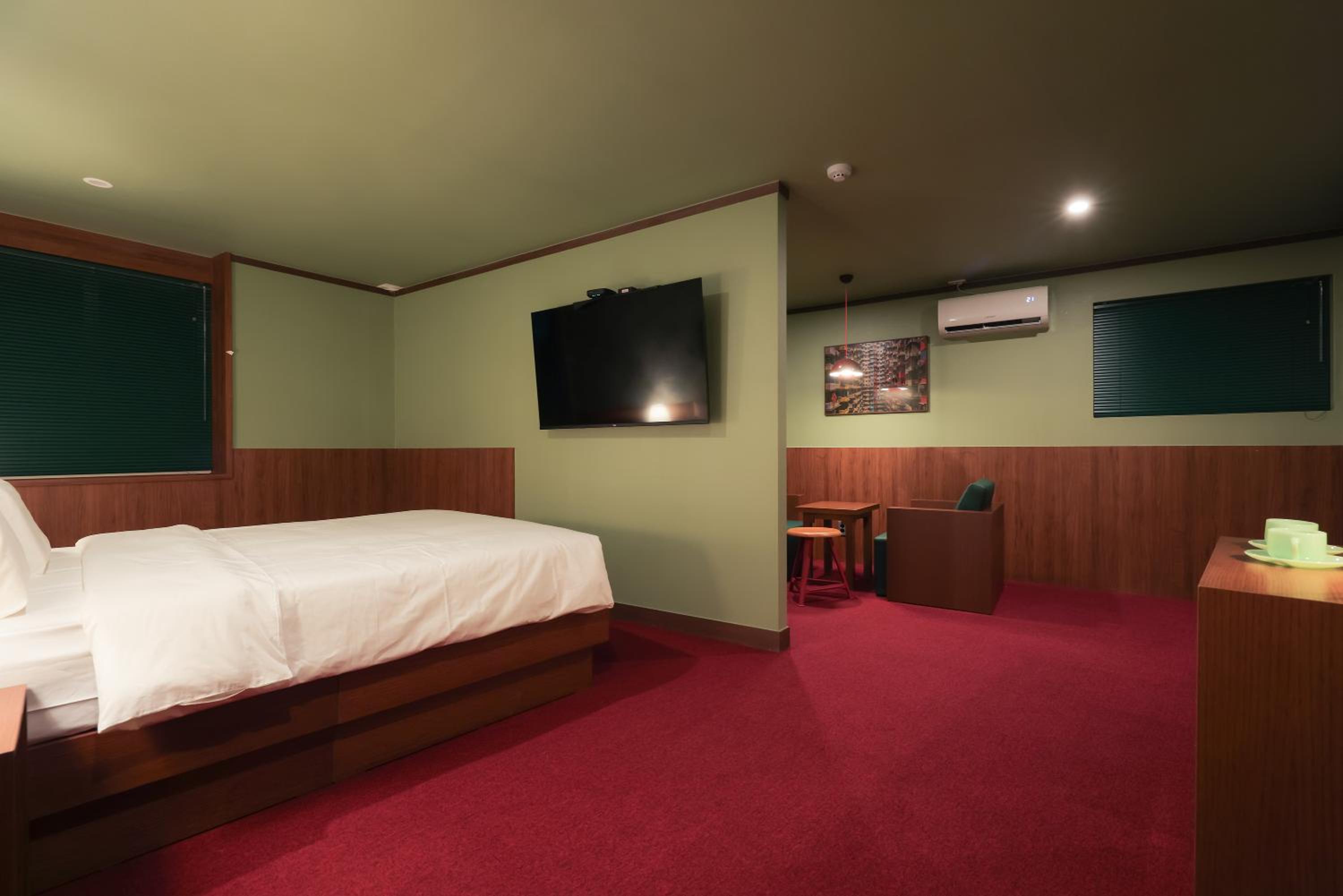 Deluxe Double Room photo 2