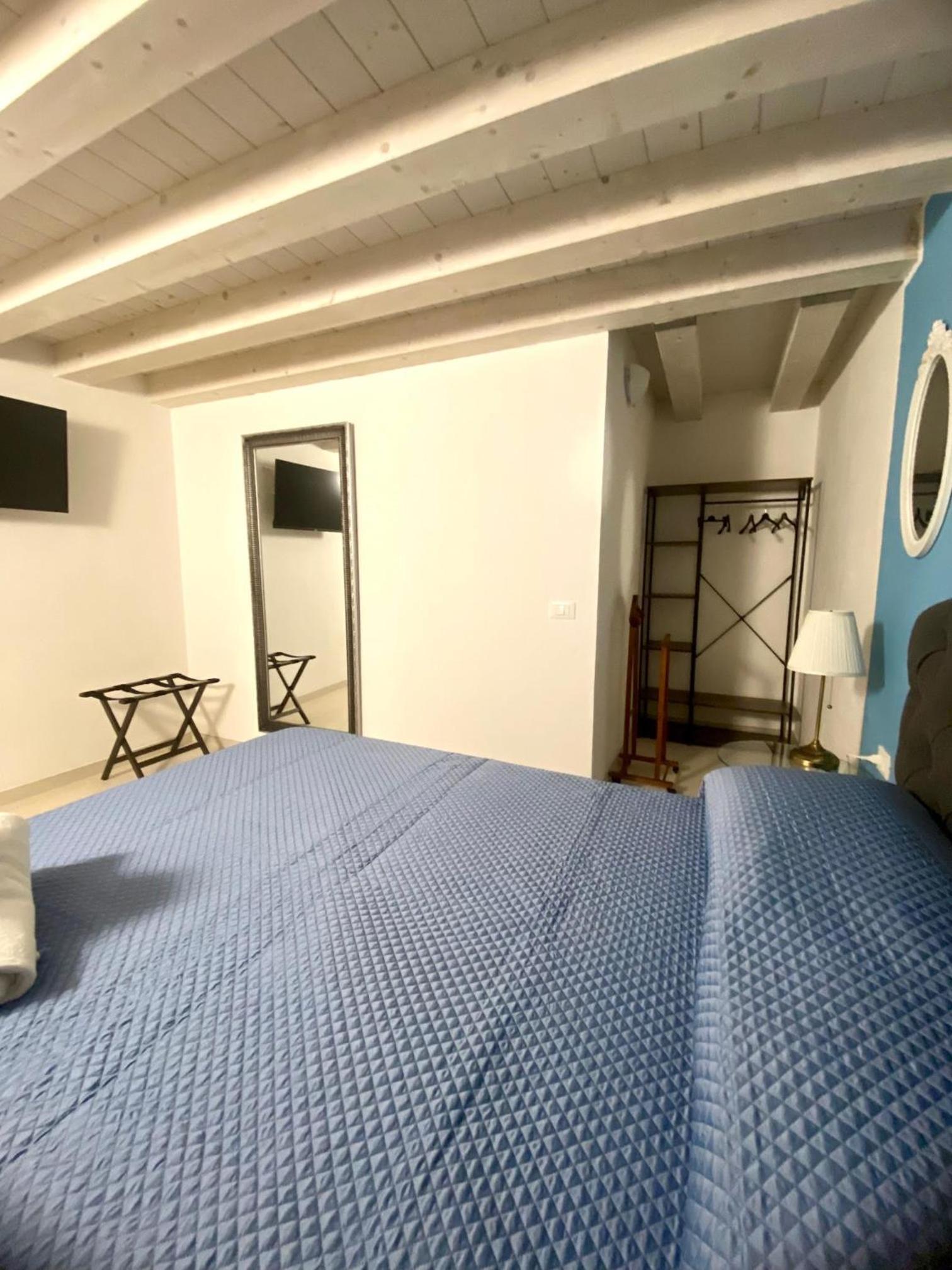 Two-Bedroom Apartment photo 2
