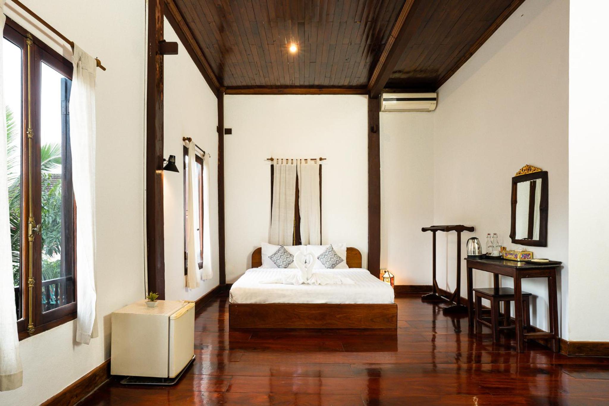 Deluxe Double Room with Balcony - Photo 1