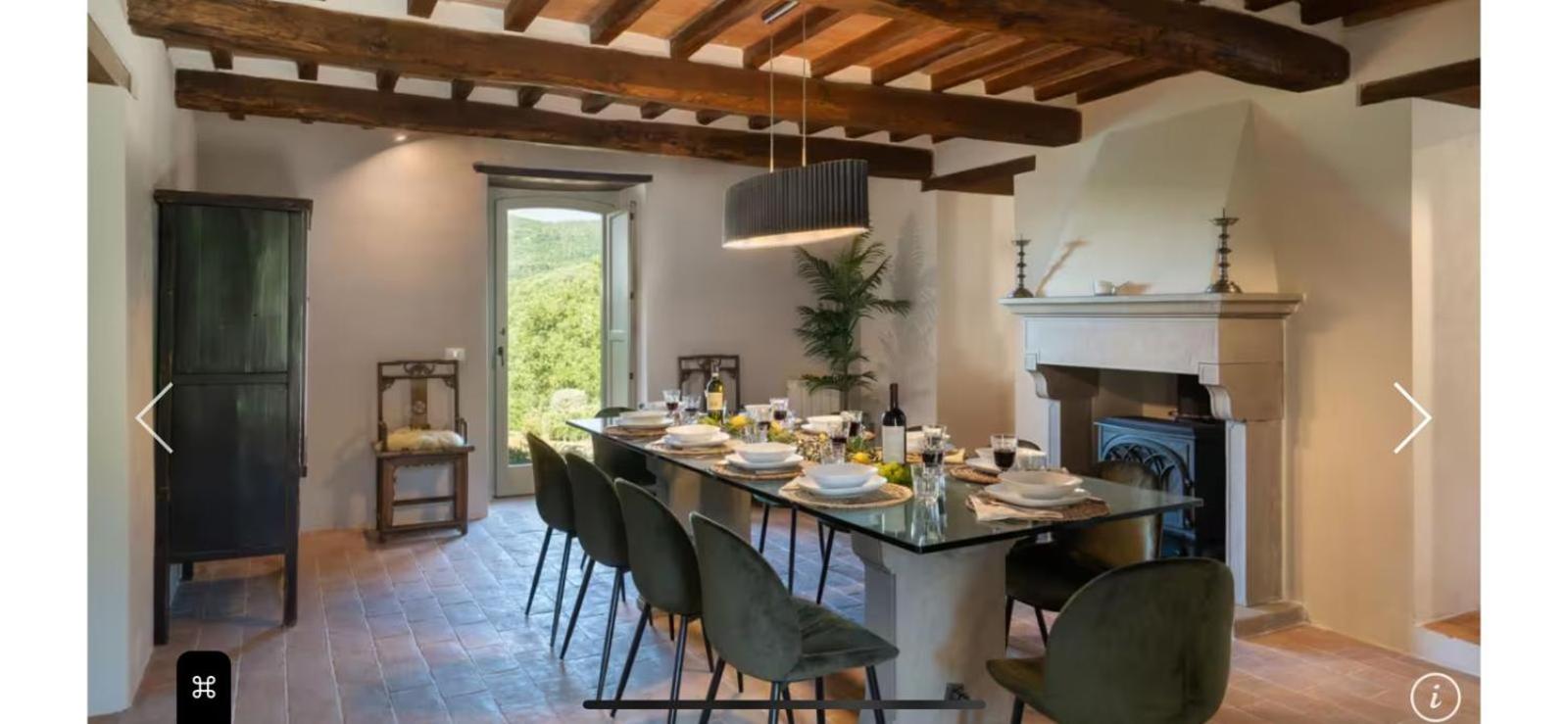 Villa photo 2