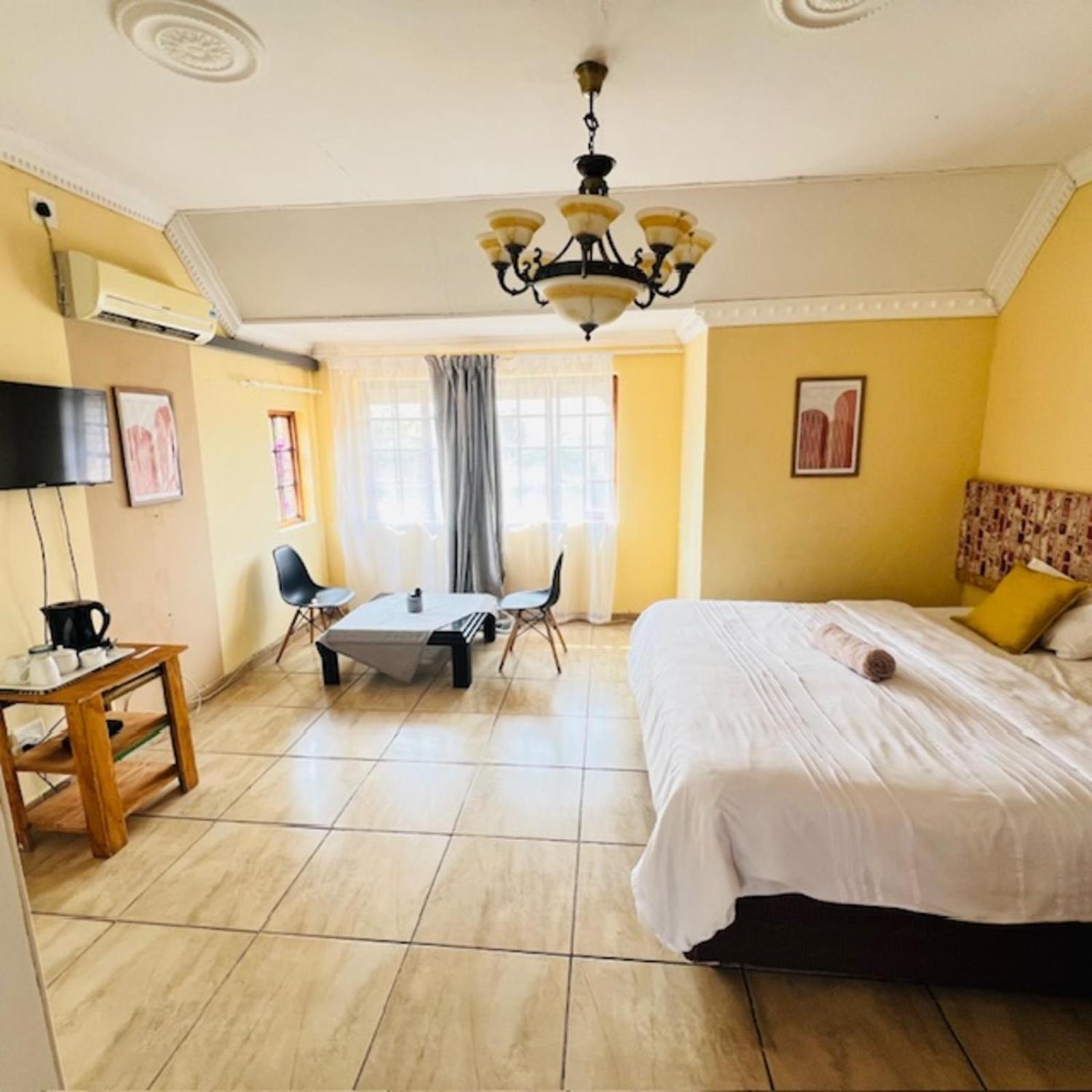 Deluxe Double Or Twin Room photo 1