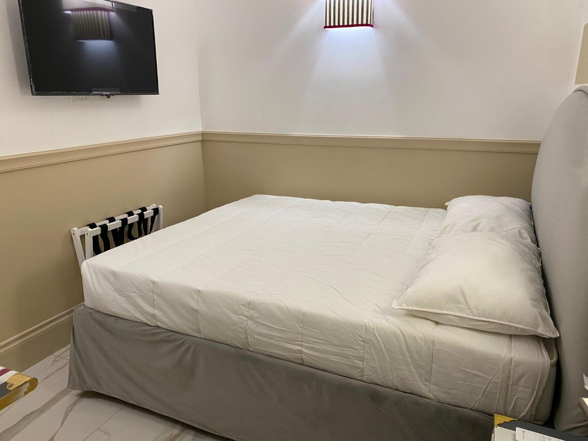 Economy Double Room photo 1