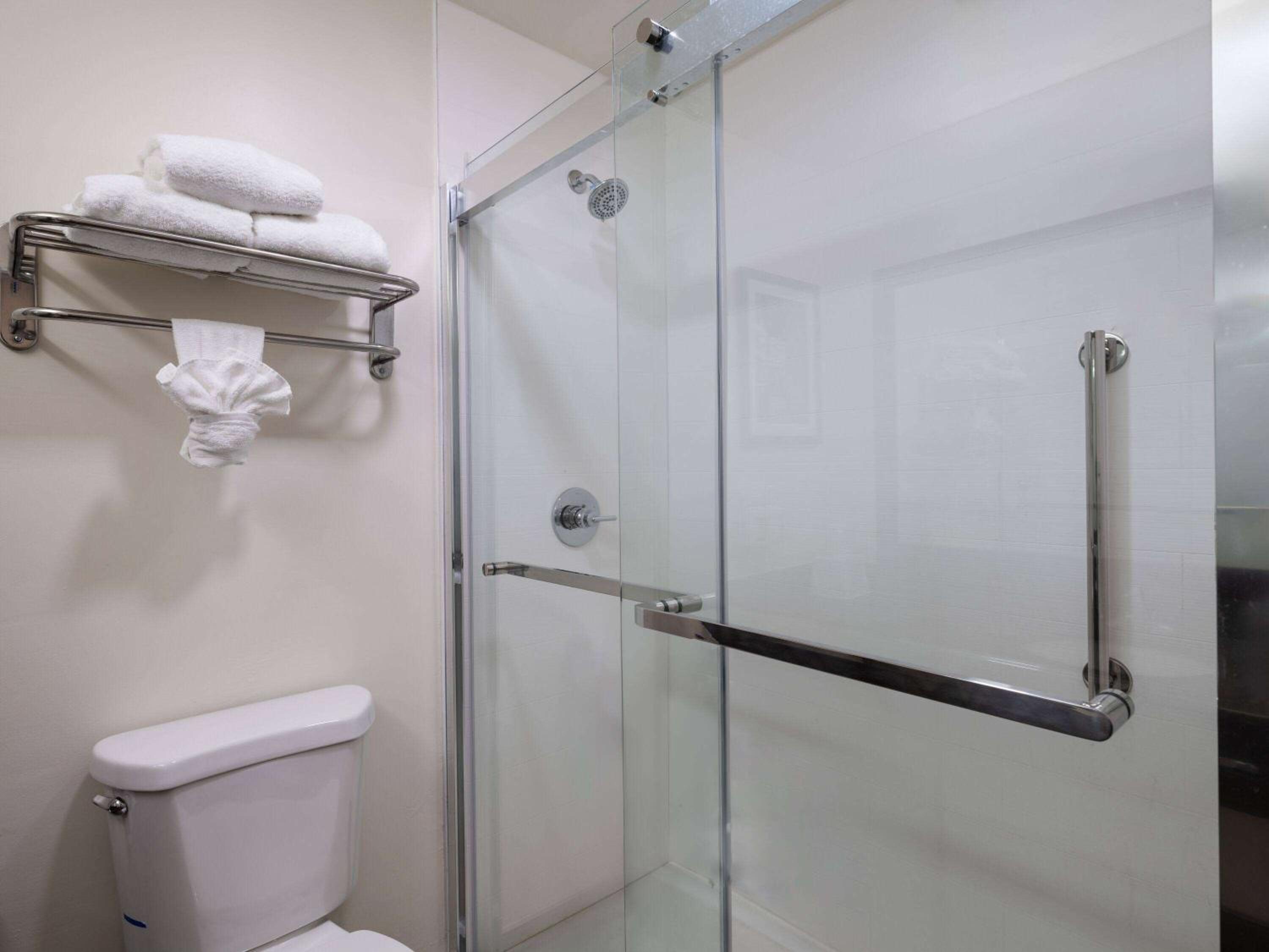 King Room - Non-Smoking - Photo 6