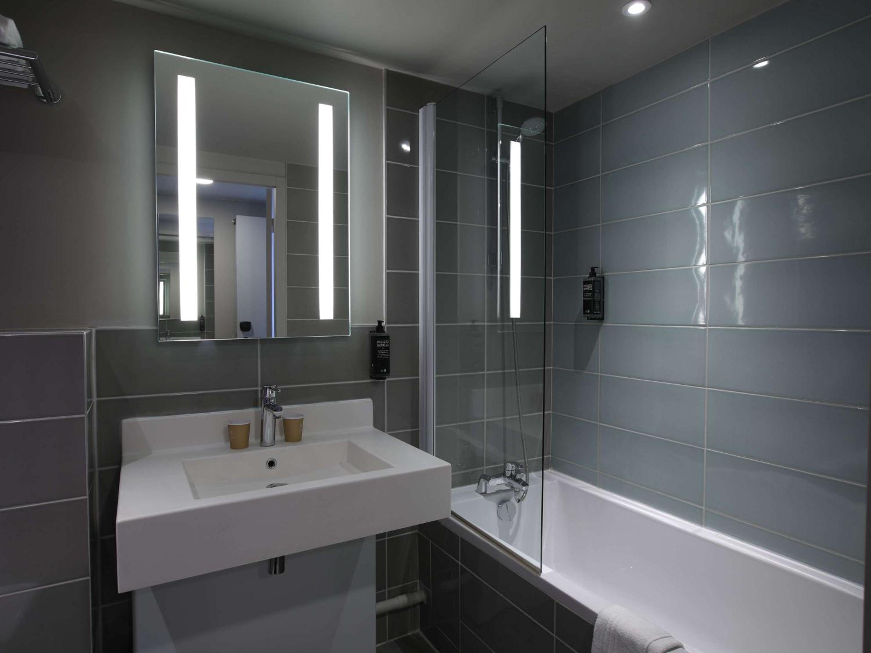 Superior Room - Photo 5