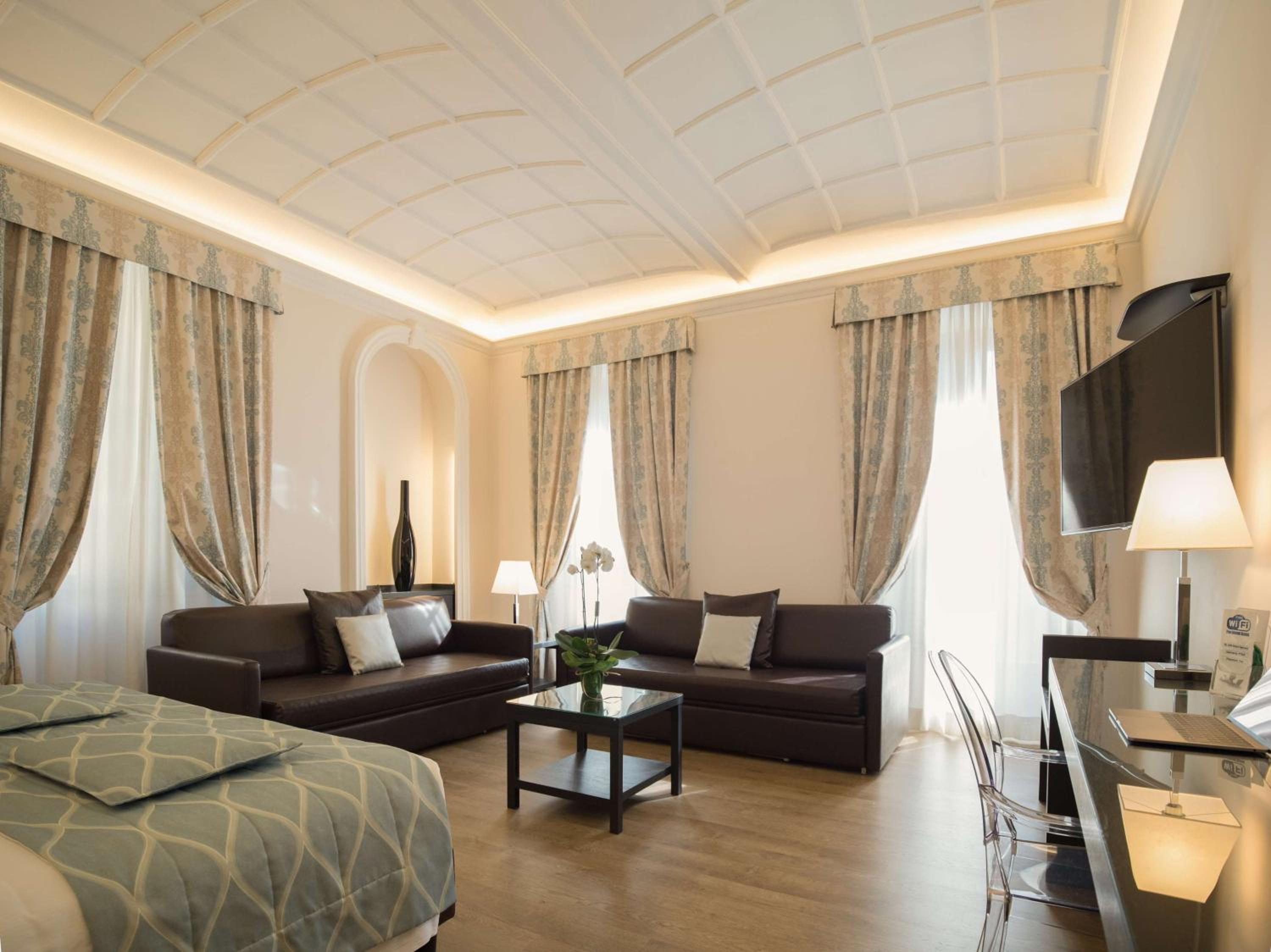 Junior Suite - Photo 2