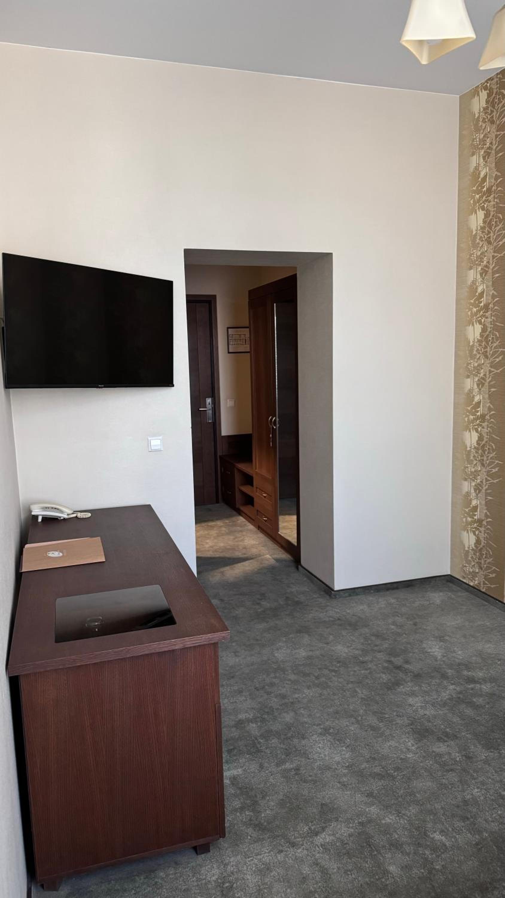 Single Room photo 3