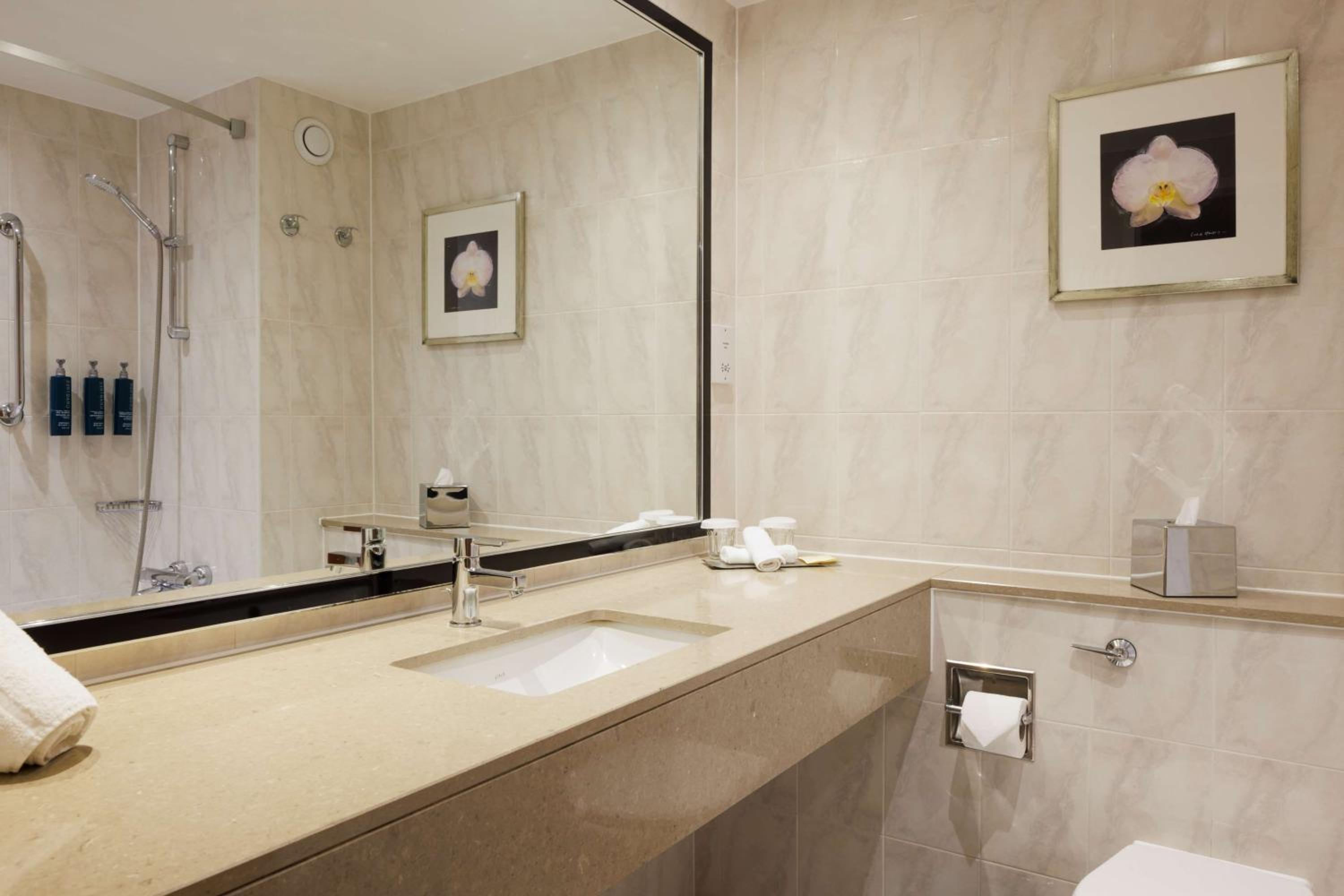 Twin Room - Photo 4