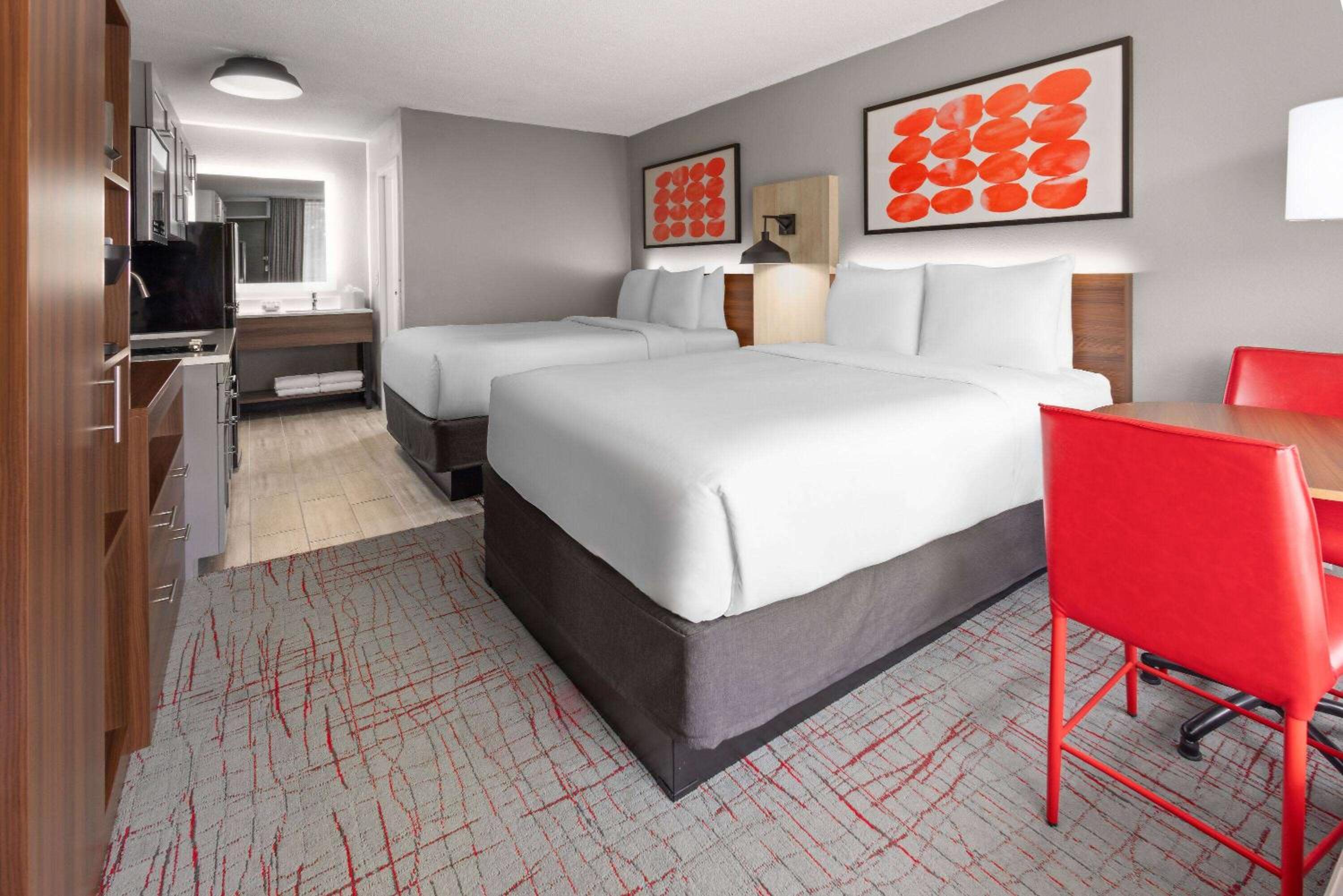 Standard Queen Room with Two Queen Beds - Photo 1