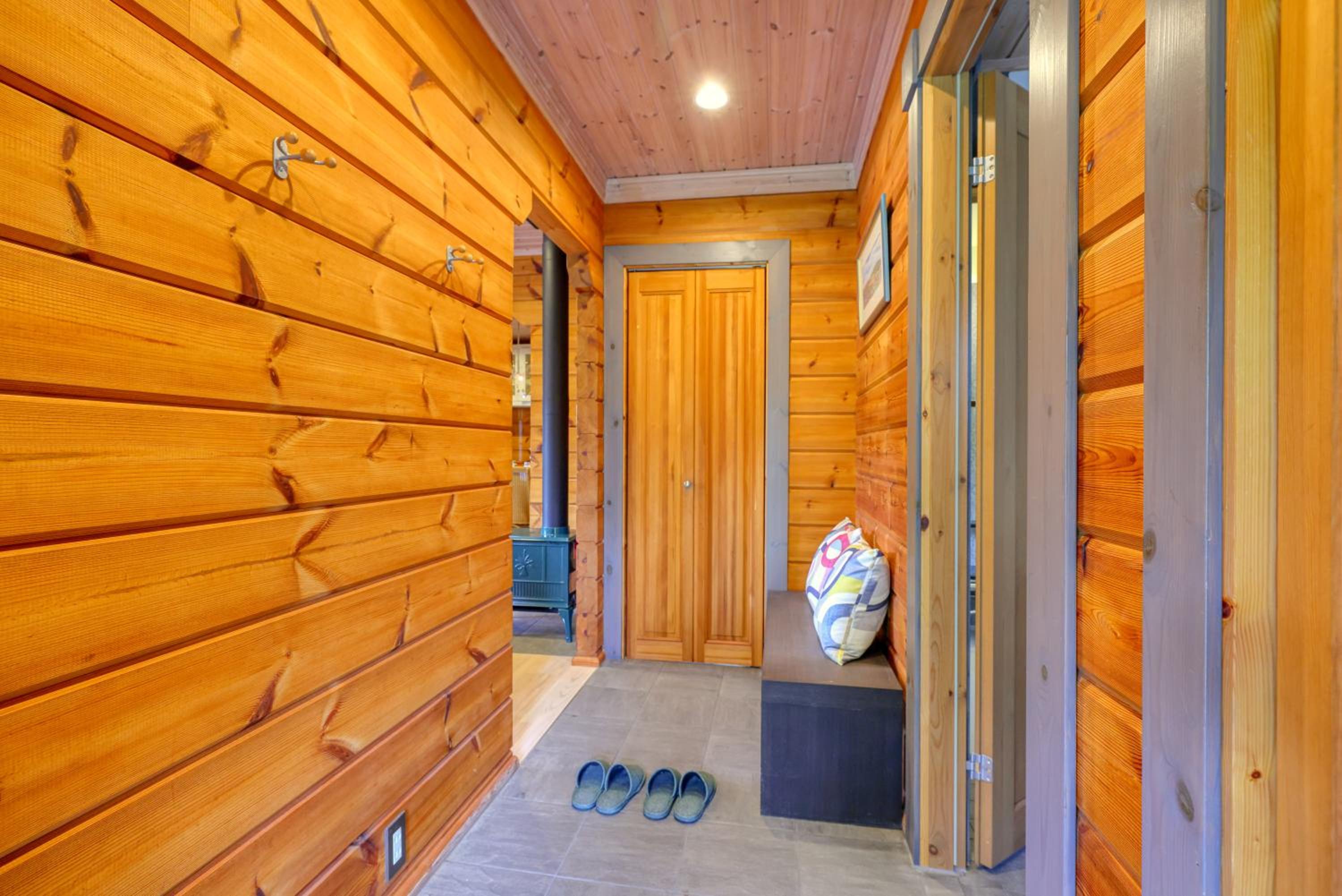 Three-Bedroom Villa - Photo 1