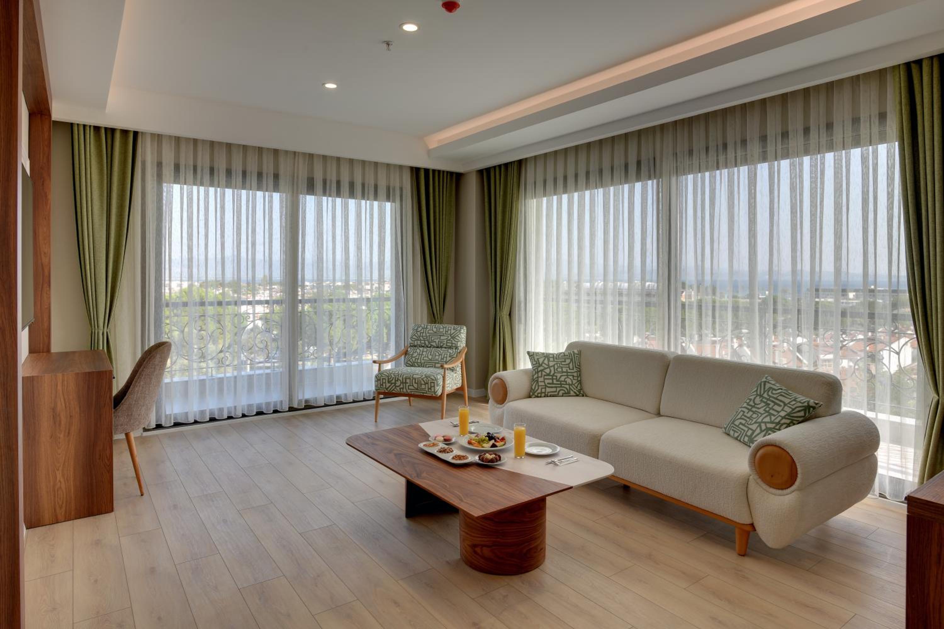 Suite with Sea View photo 2