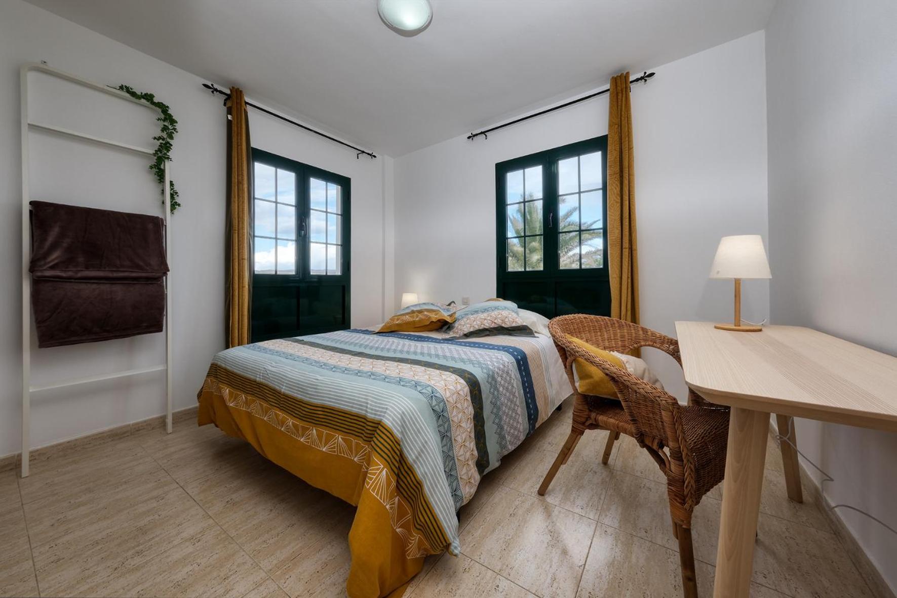 Habitación Doble con Baño Compartido