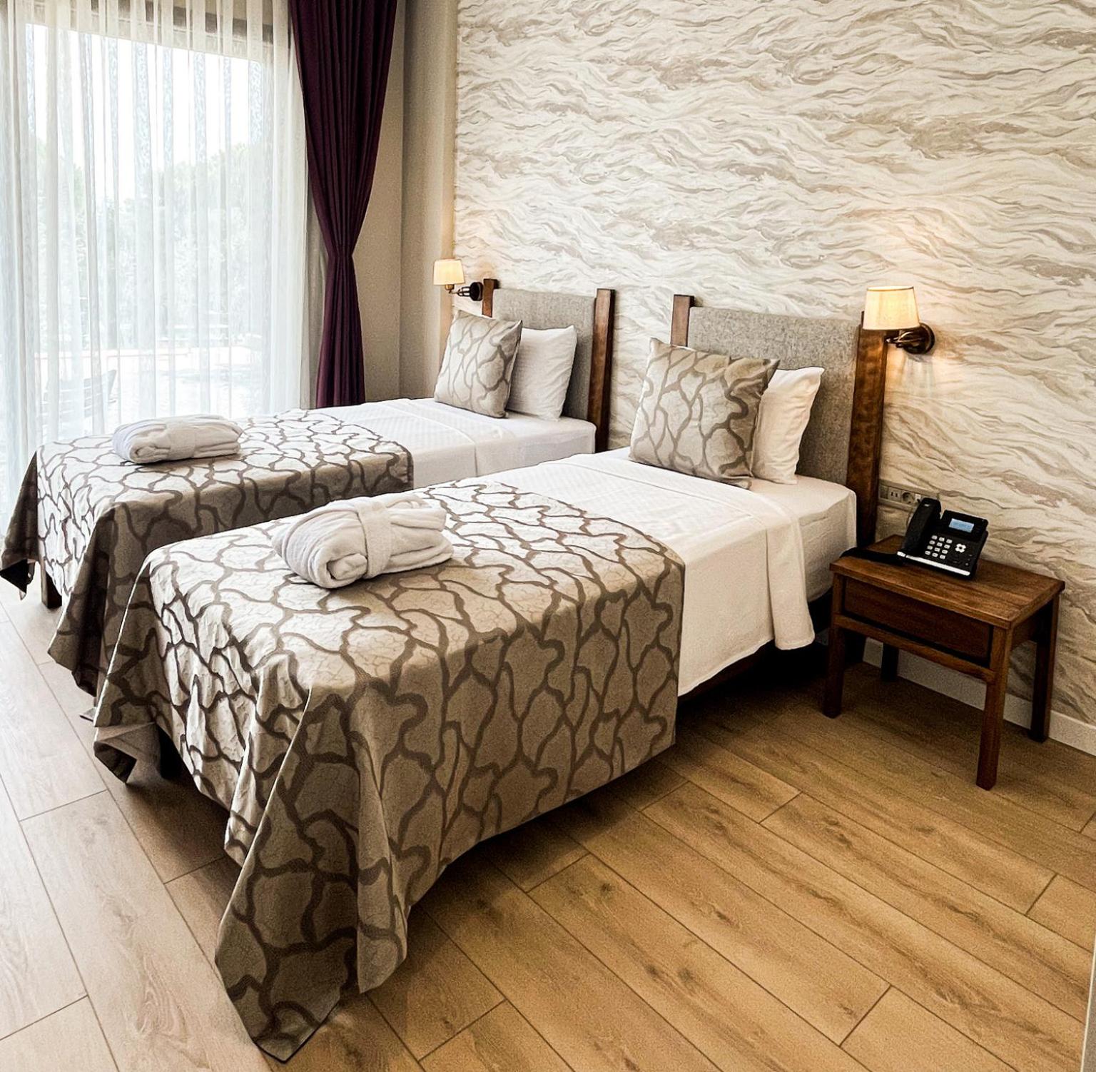 Superior Twin Room photo 2