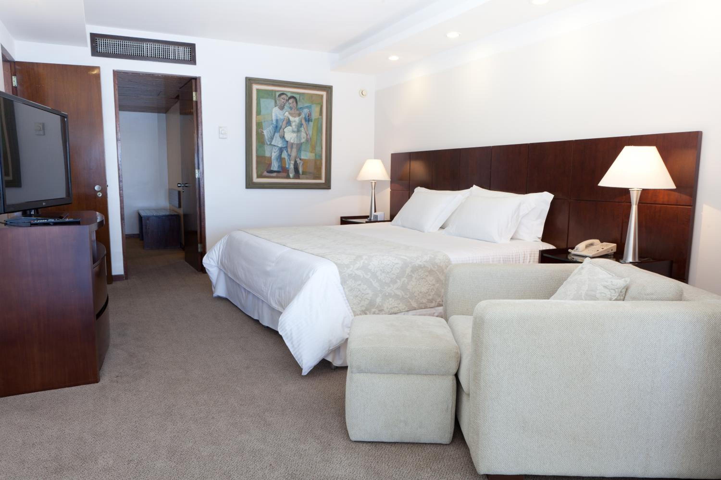 Panoramic Ocean View Suite
