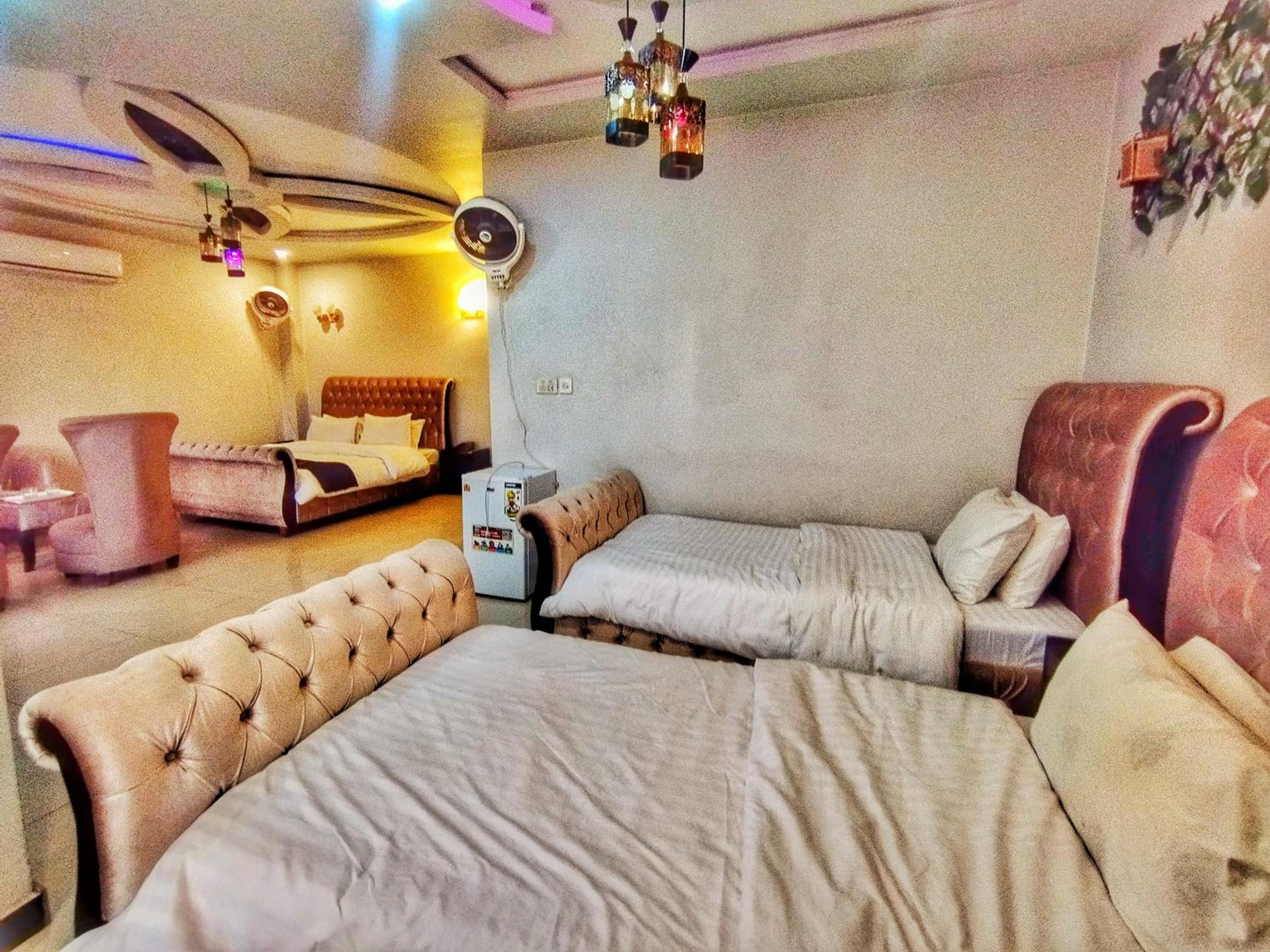 Deluxe Suite photo 2