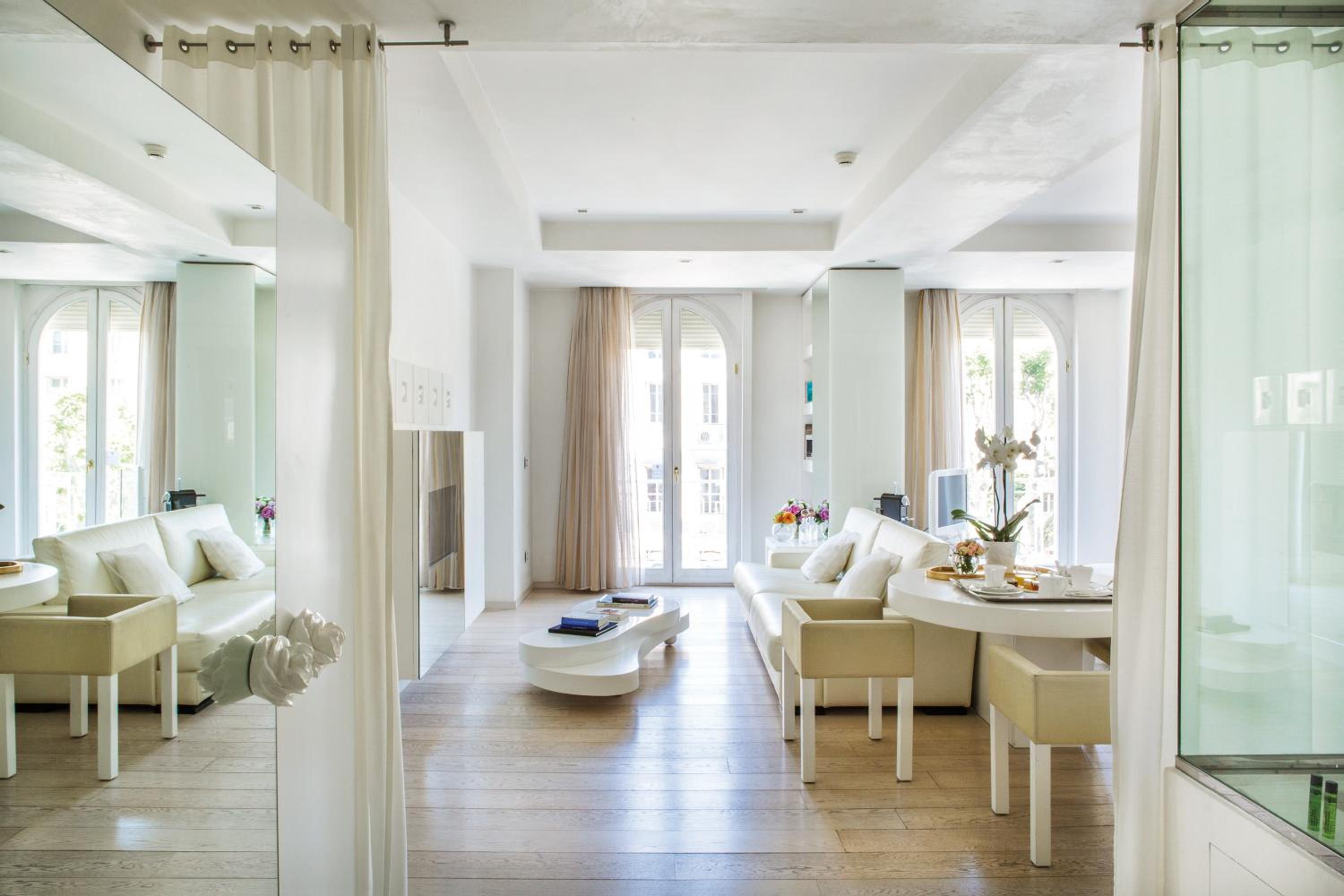 Junior Suite  - Free Spa Access - Photo 4