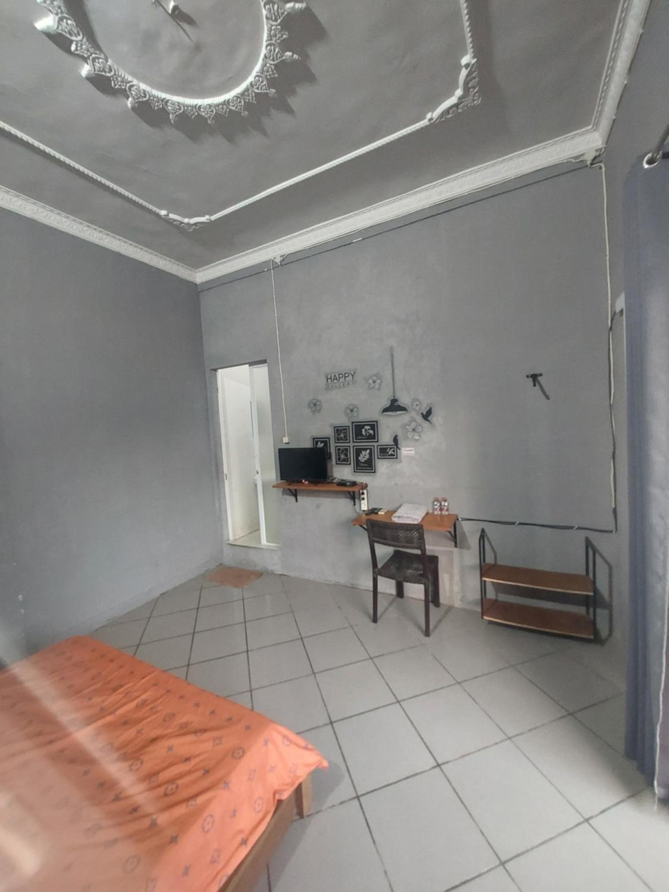 Budget Double Room - Photo 5
