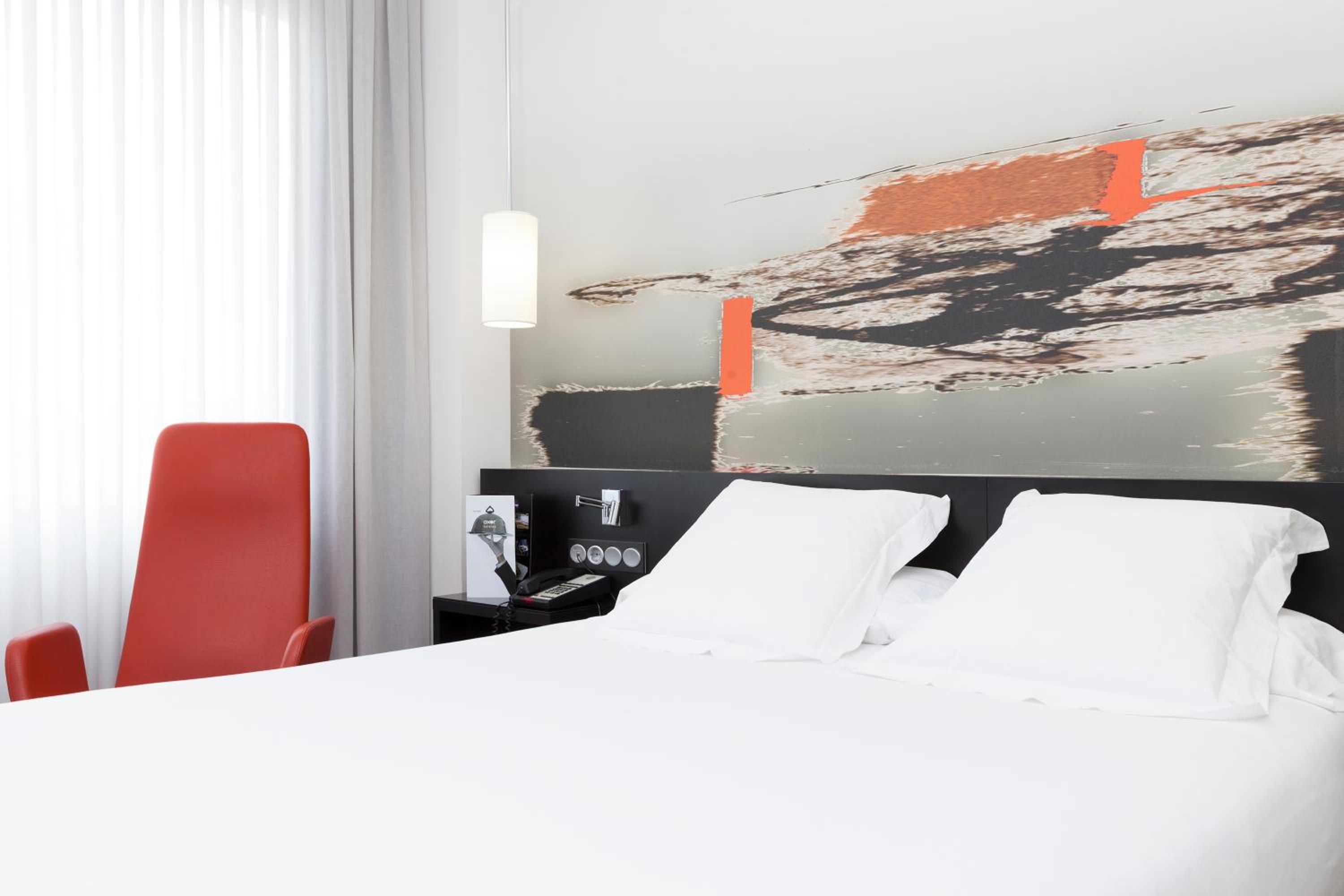 Habitación Doble o con Dos Camas con traslado gratuito al aeropuerto. Habitación Doble o con Dos Camas con traslado gratuito al aeropuerto.