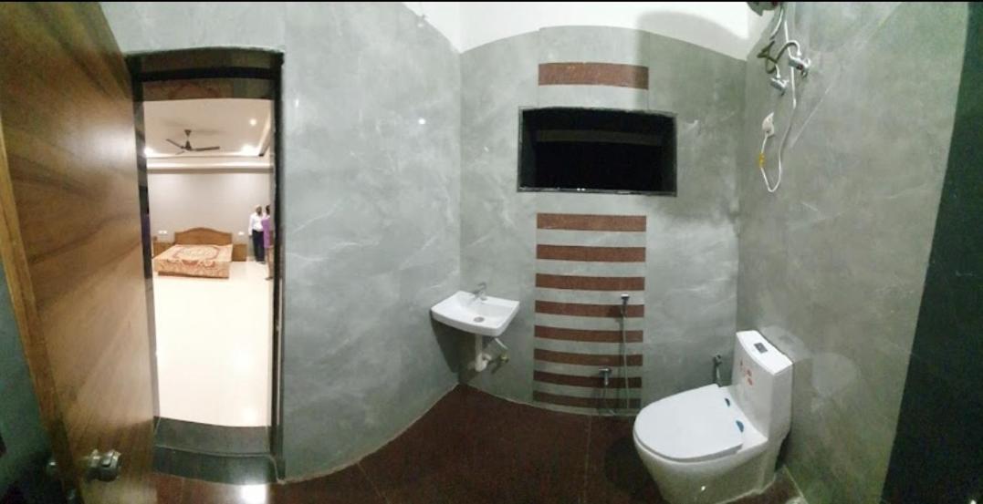 Deluxe Double Room With Balcony photo 1