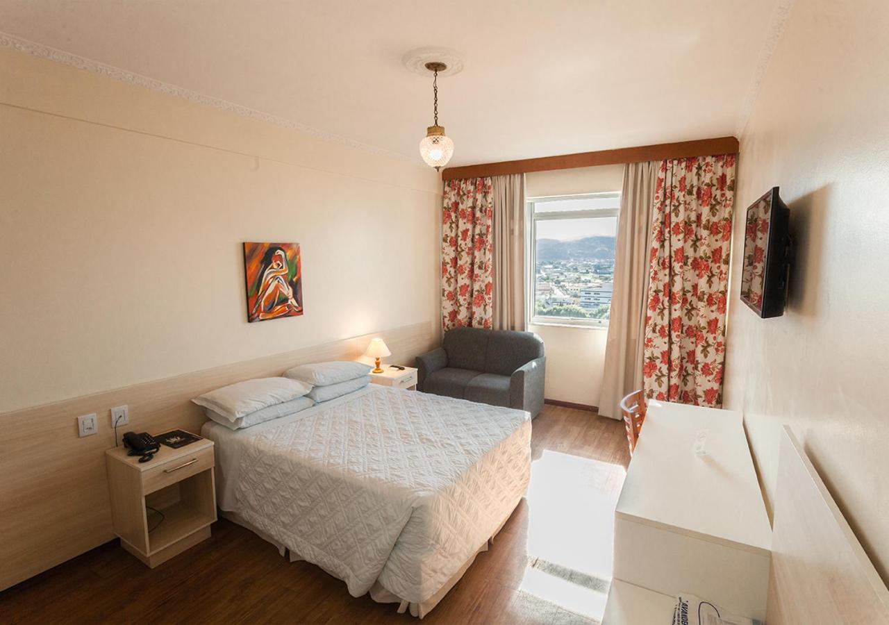 Double Room with Double bed - Photo 6