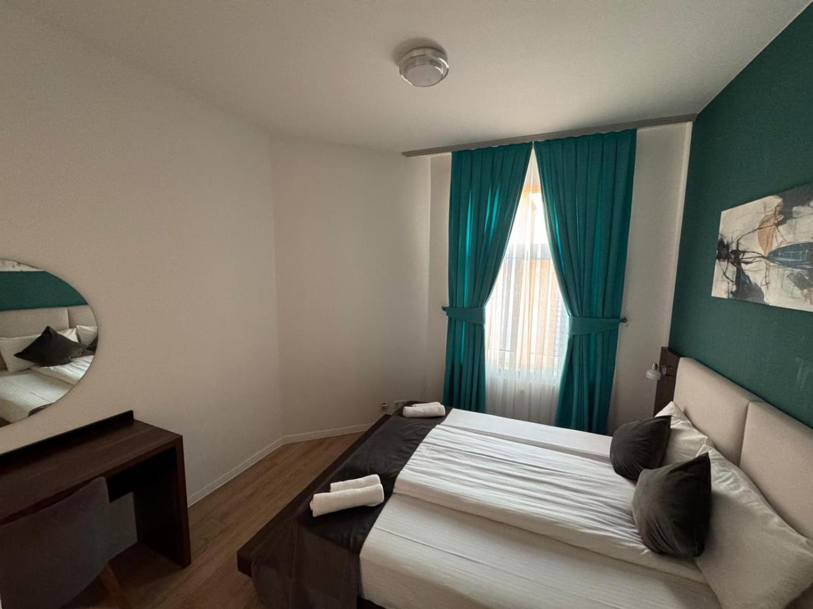 Deluxe Apartment - Photo 7
