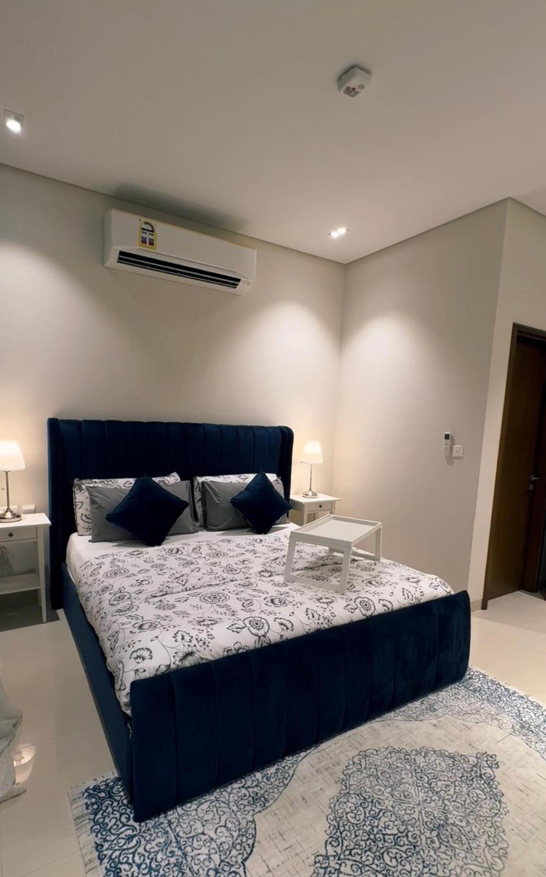 One-Bedroom House photo 1