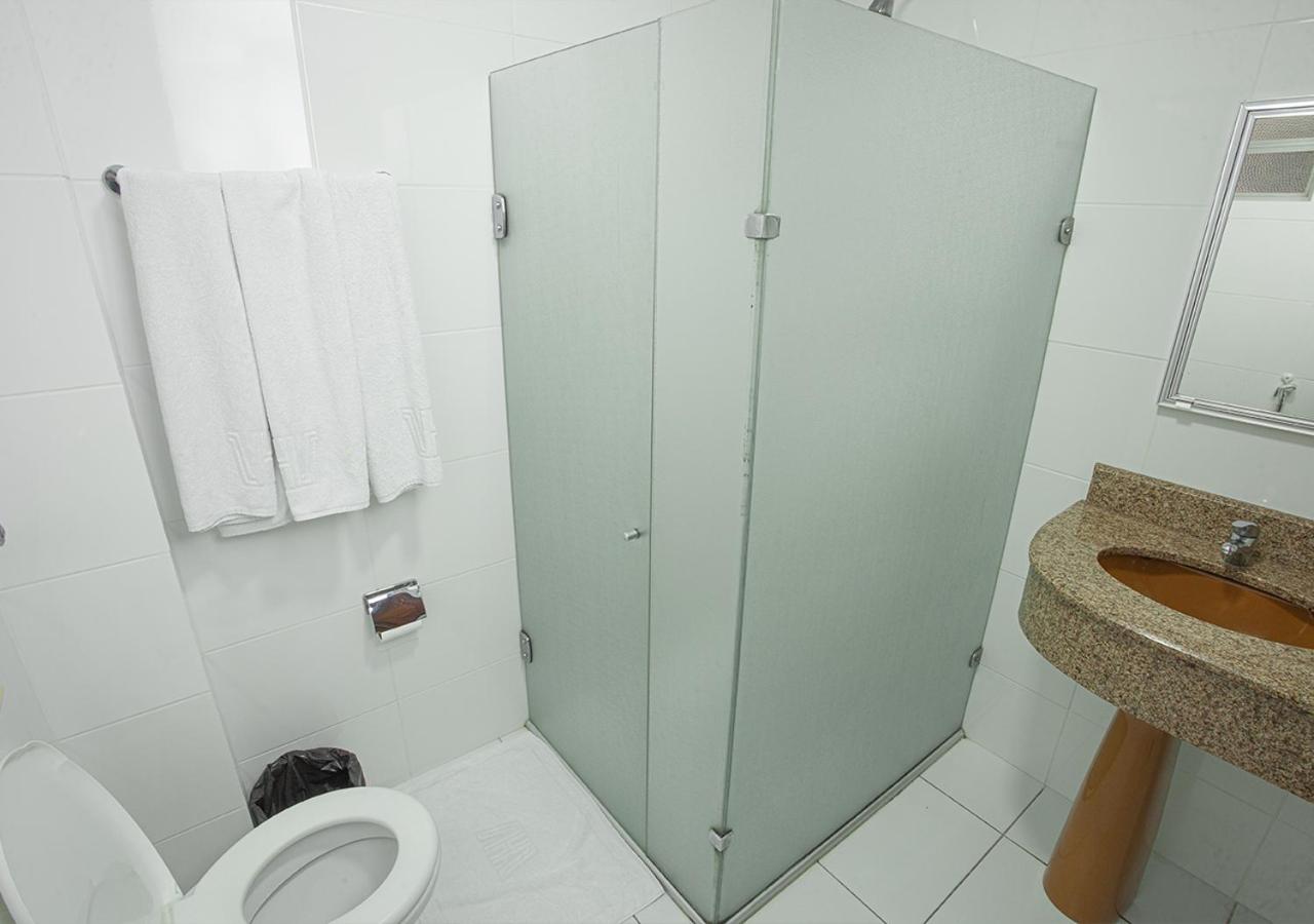 Triple Room with Three Single Beds - Photo 8
