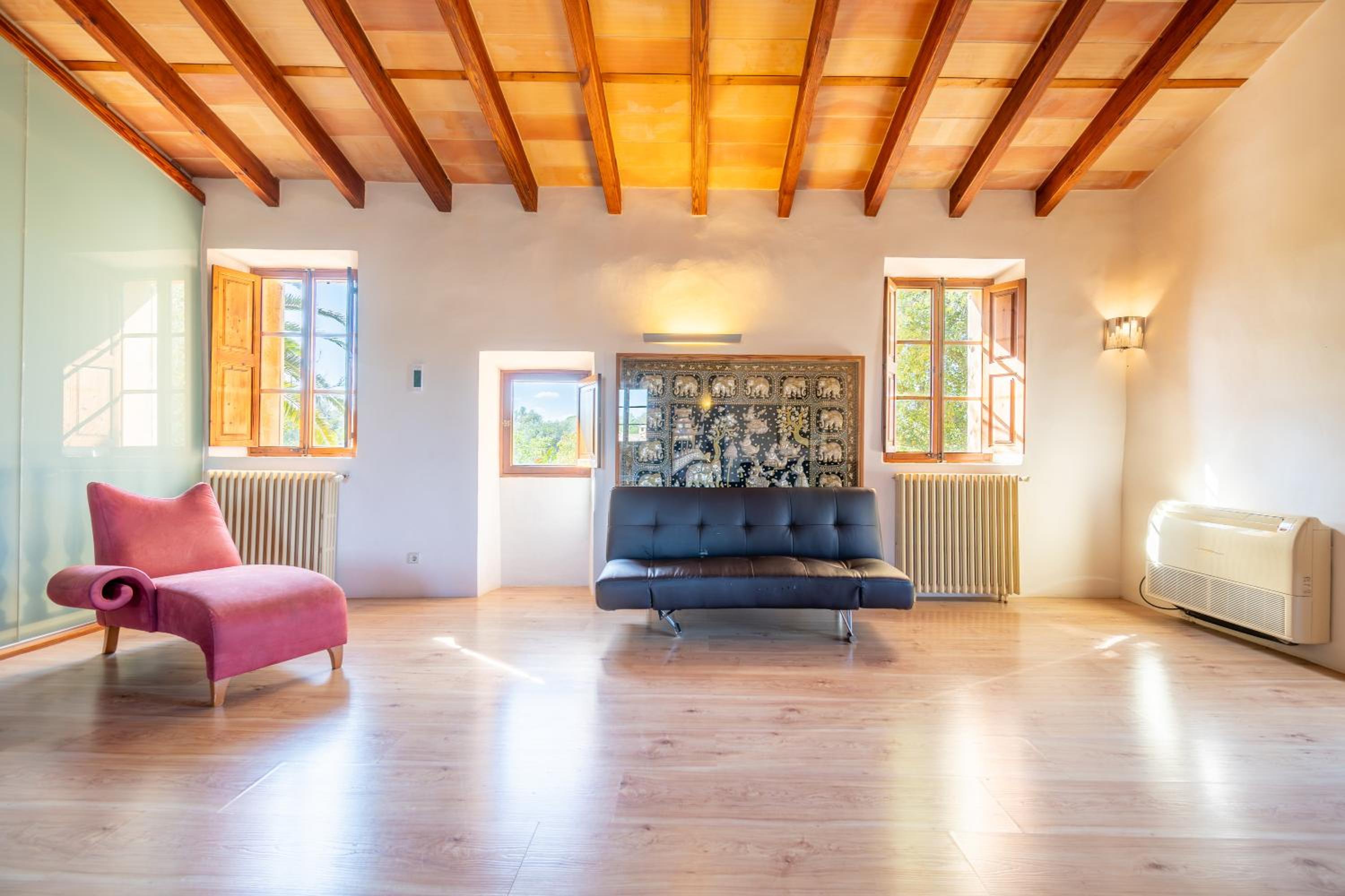Villa with Garden View - Photo 7