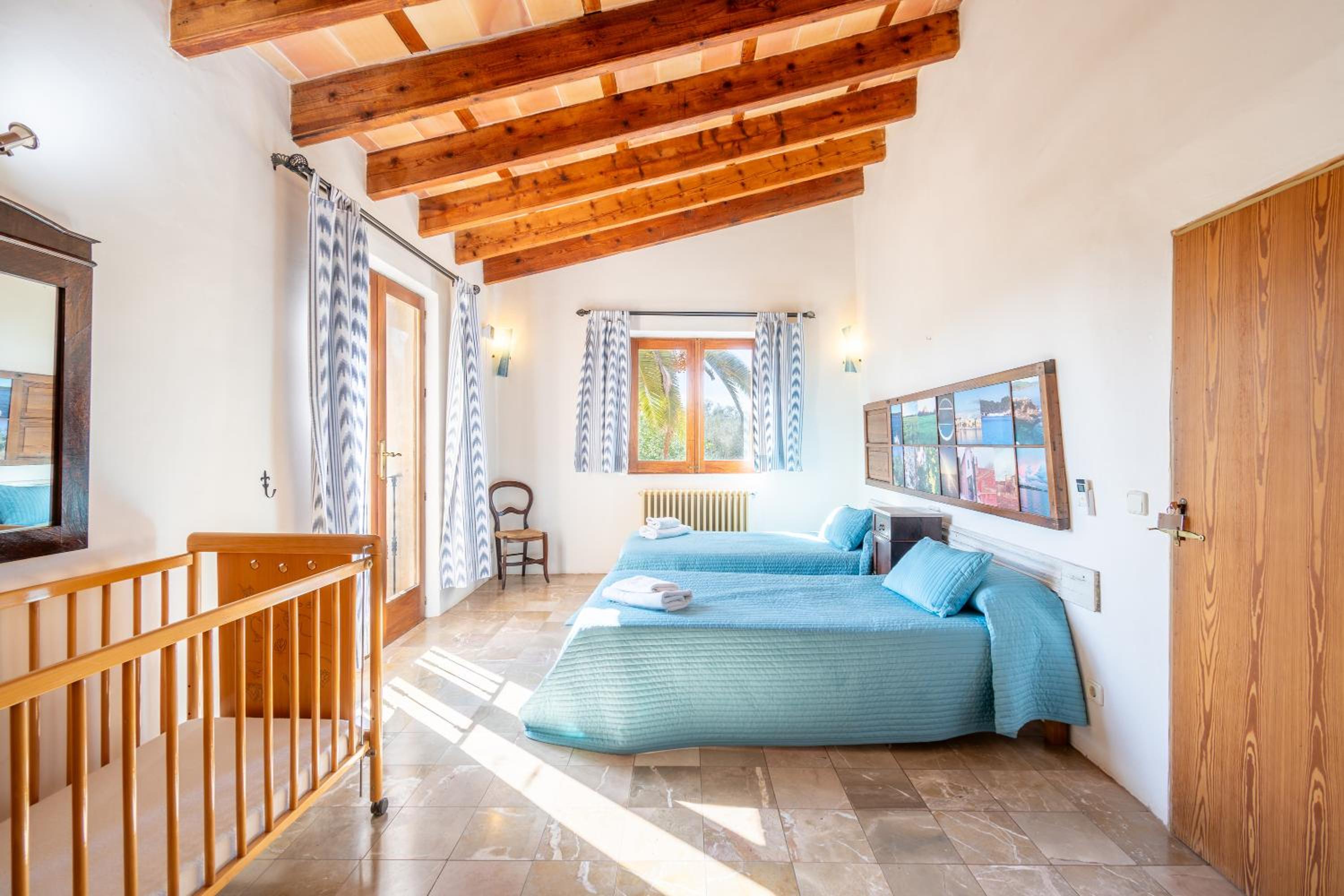 Villa with Garden View - Photo 18