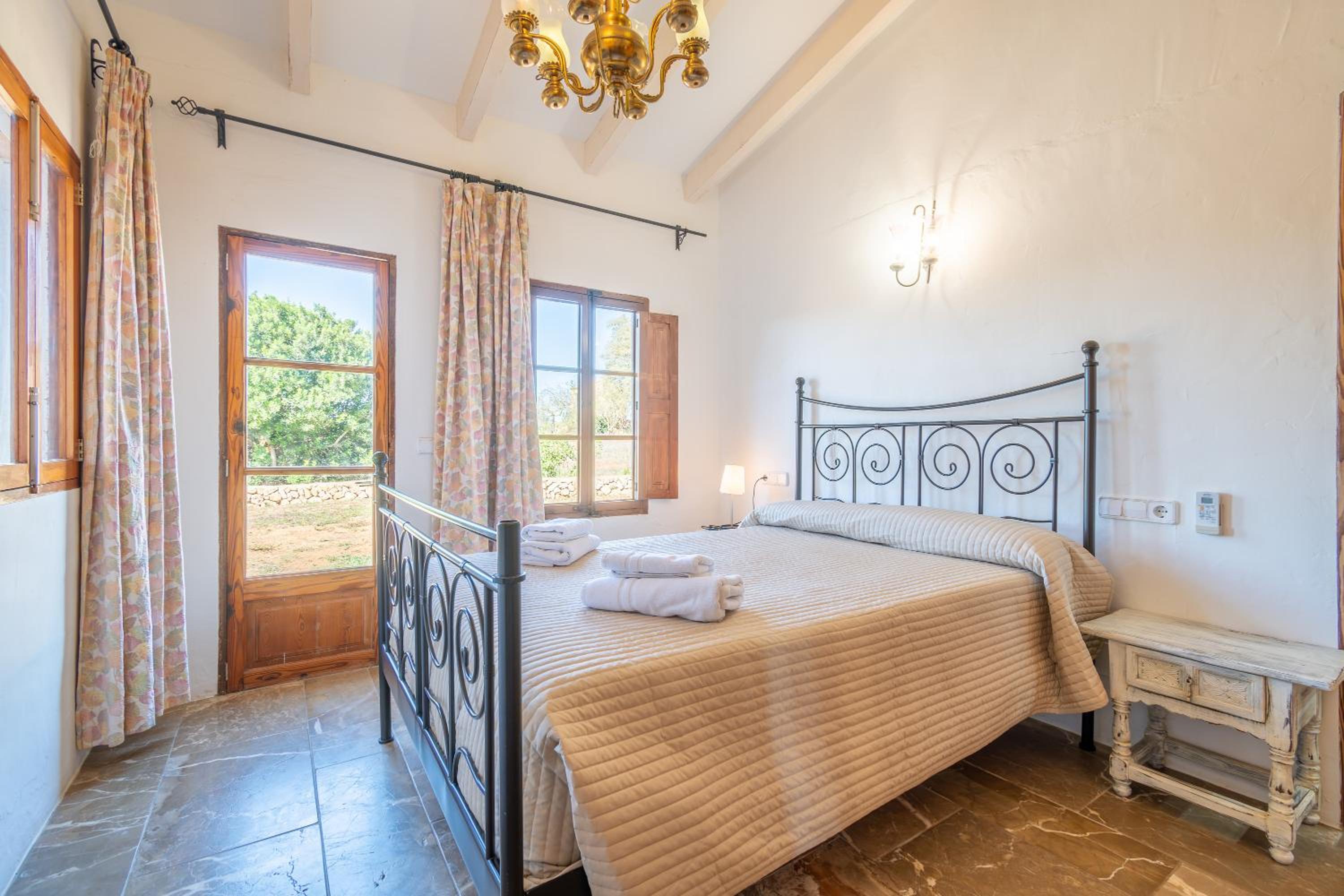 Villa with Garden View - Photo 21