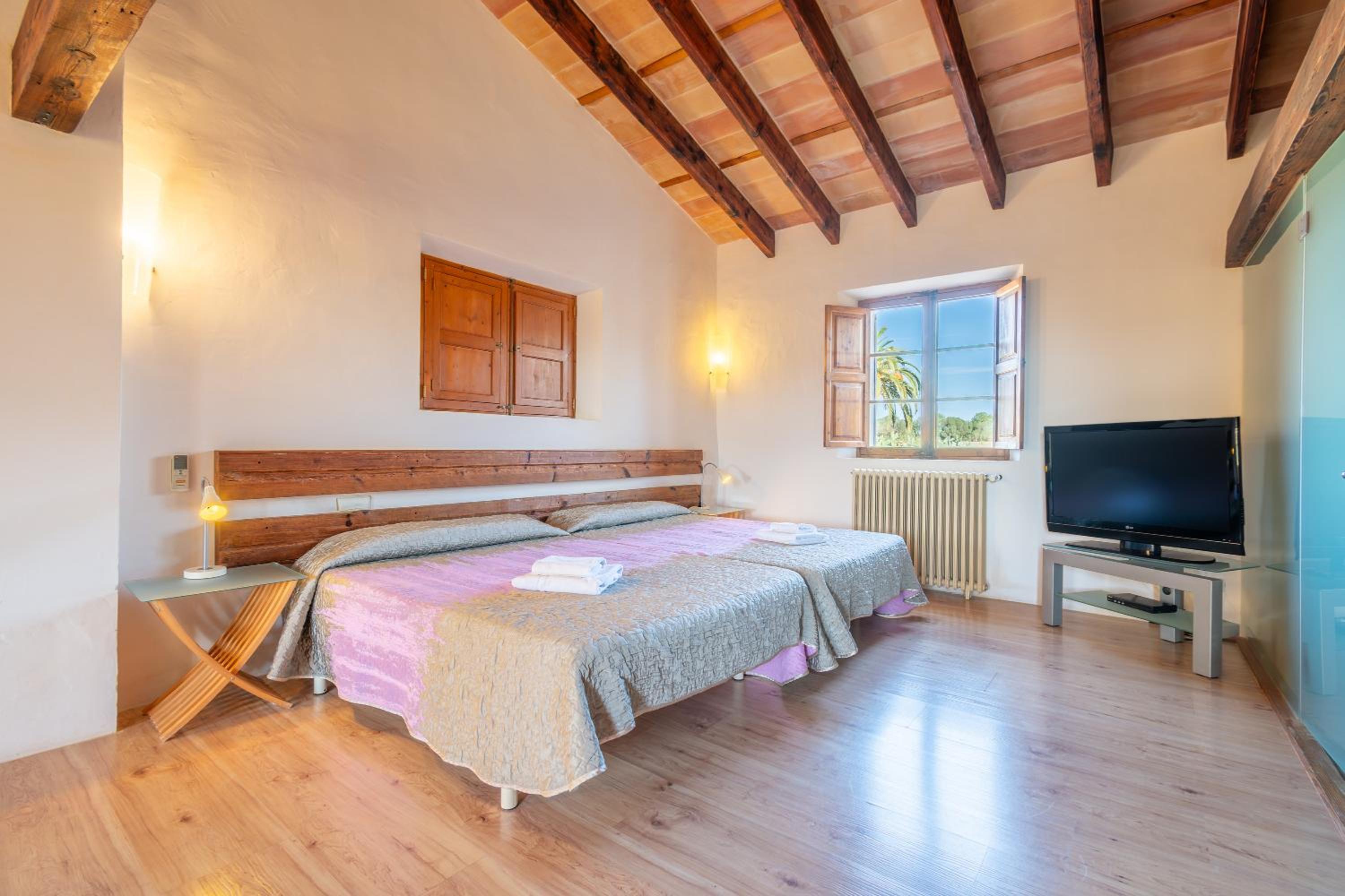 Villa with Garden View - Photo 16