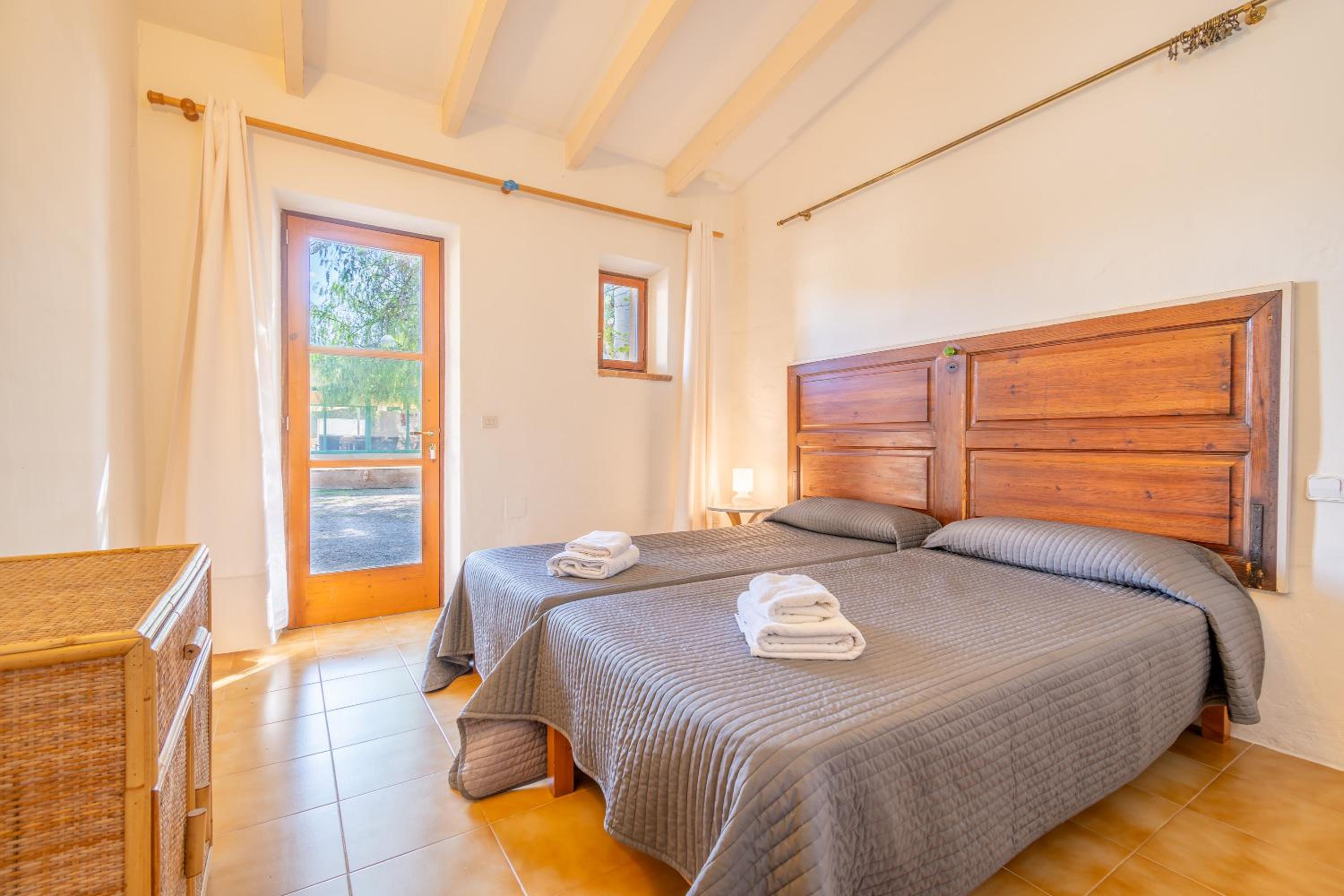 Villa with Garden View - Photo 23