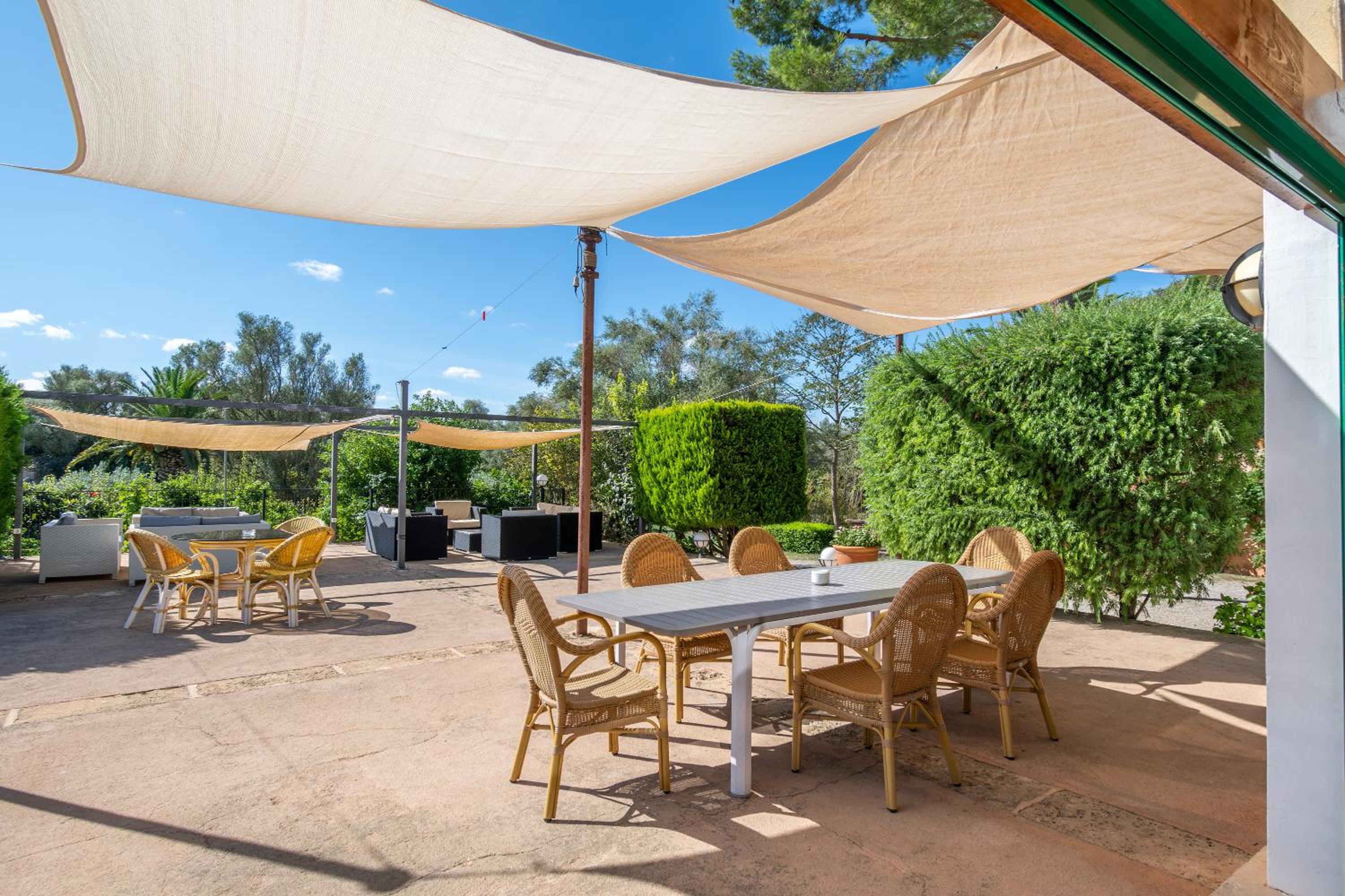 Villa with Garden View - Photo 40
