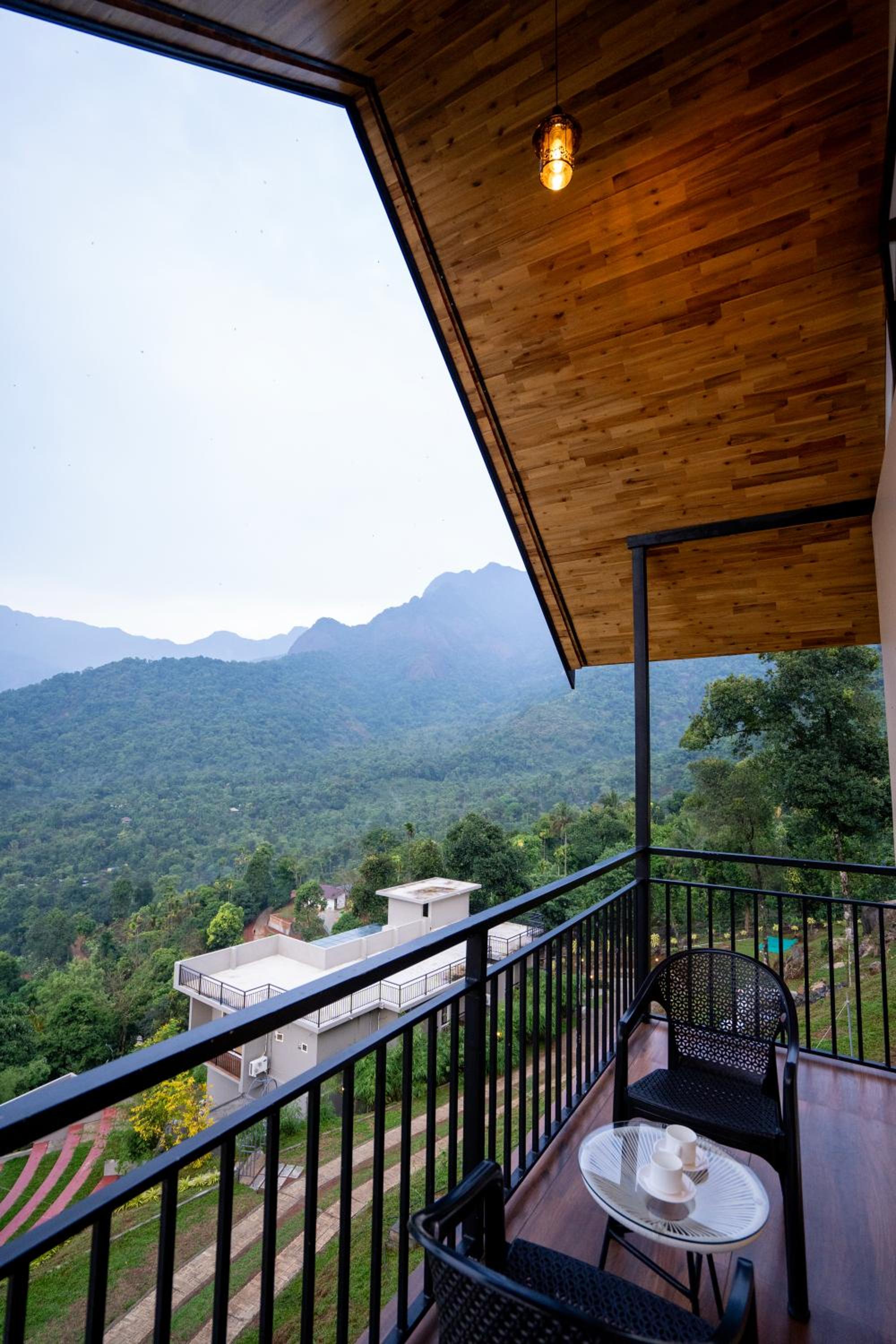 Mountain View Room photo 3